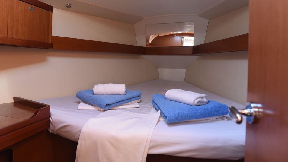 Oceanis 37 - photo 9