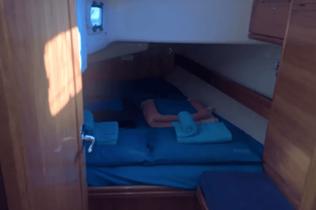 Bavaria 40 - photo 10