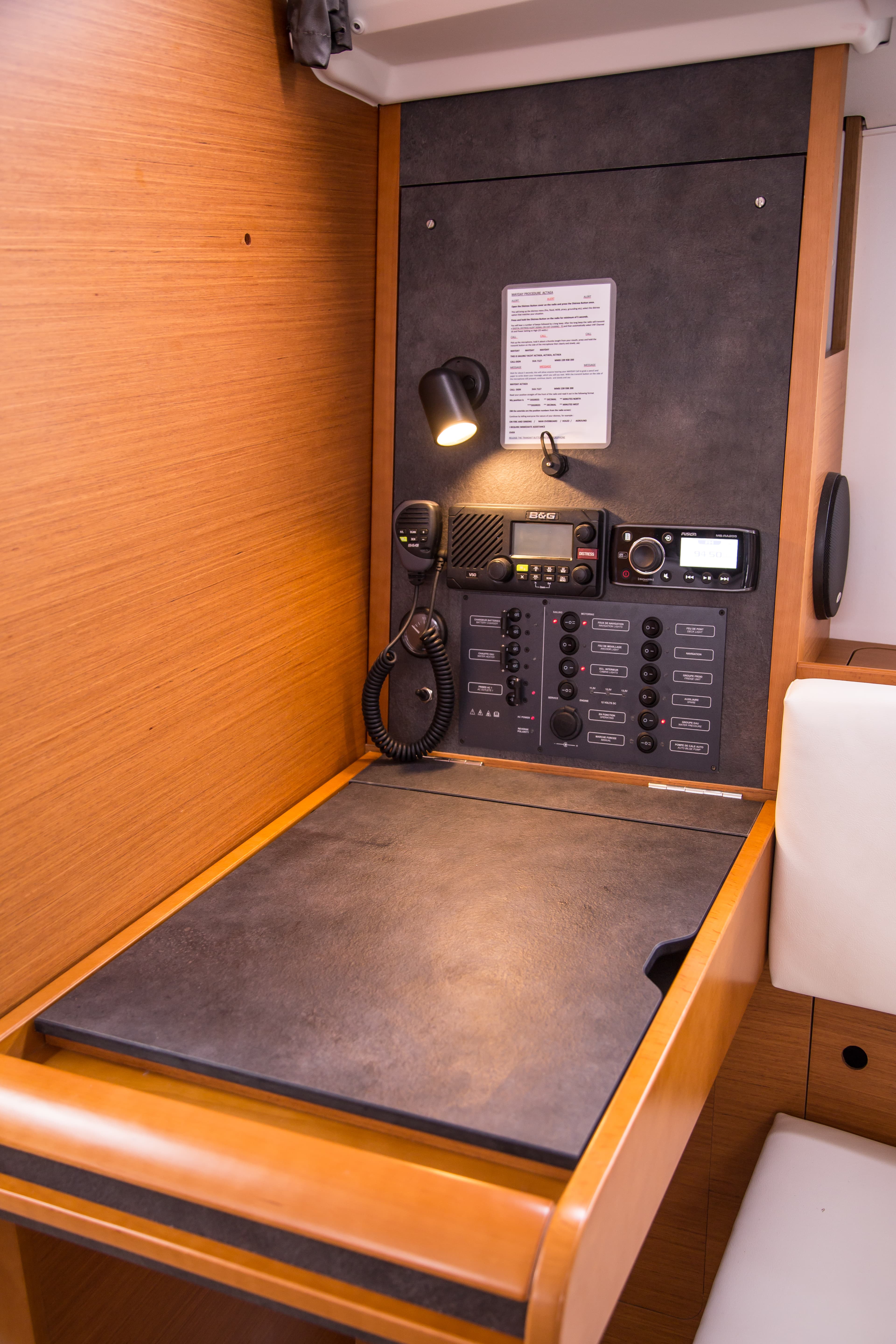 Sun Odyssey 349 - photo 7