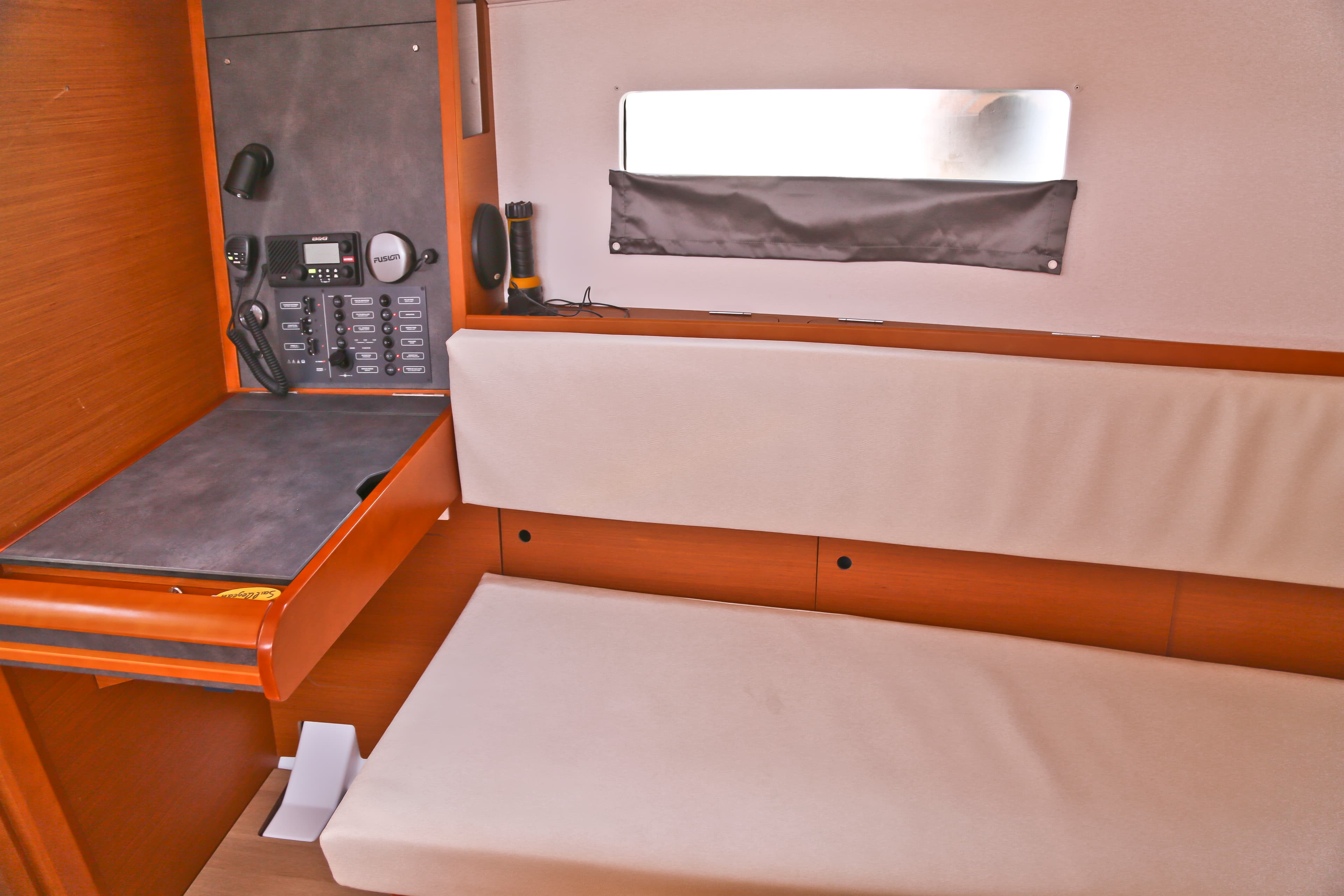 Sun Odyssey 349 - photo 4