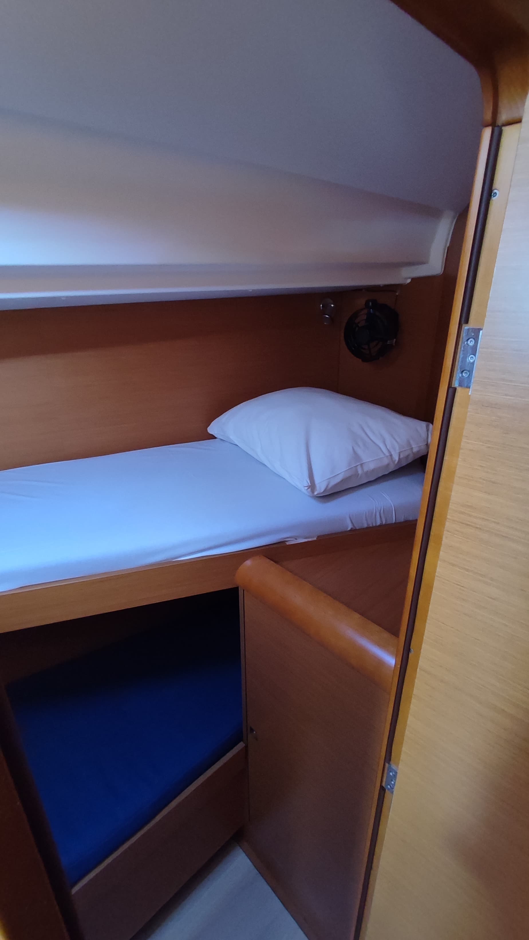 Sun Odyssey 439 - photo 9