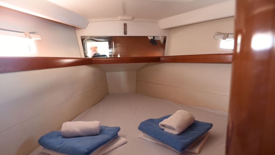 Oceanis 40 - photo 11