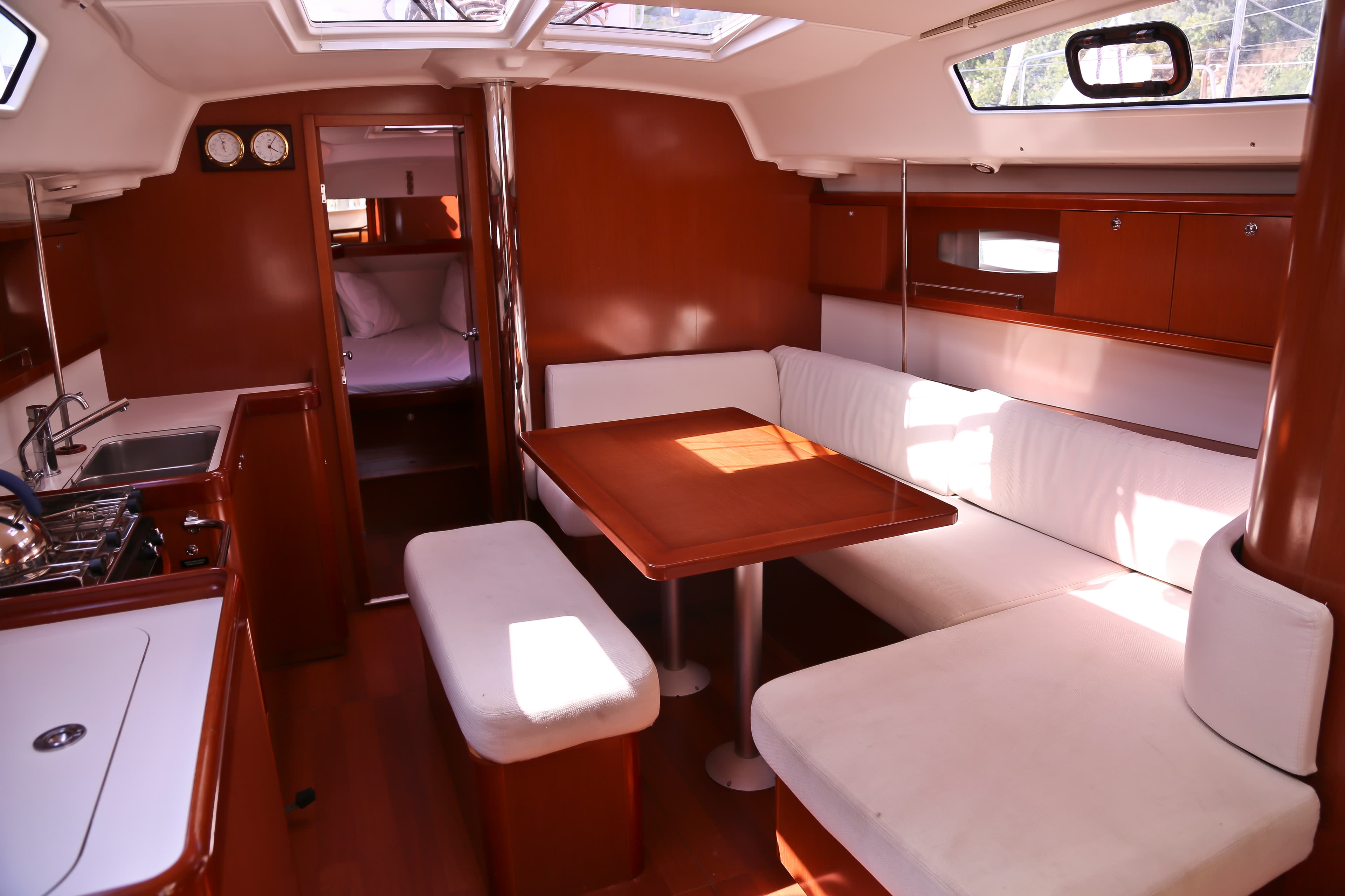 Oceanis 40 - photo 6