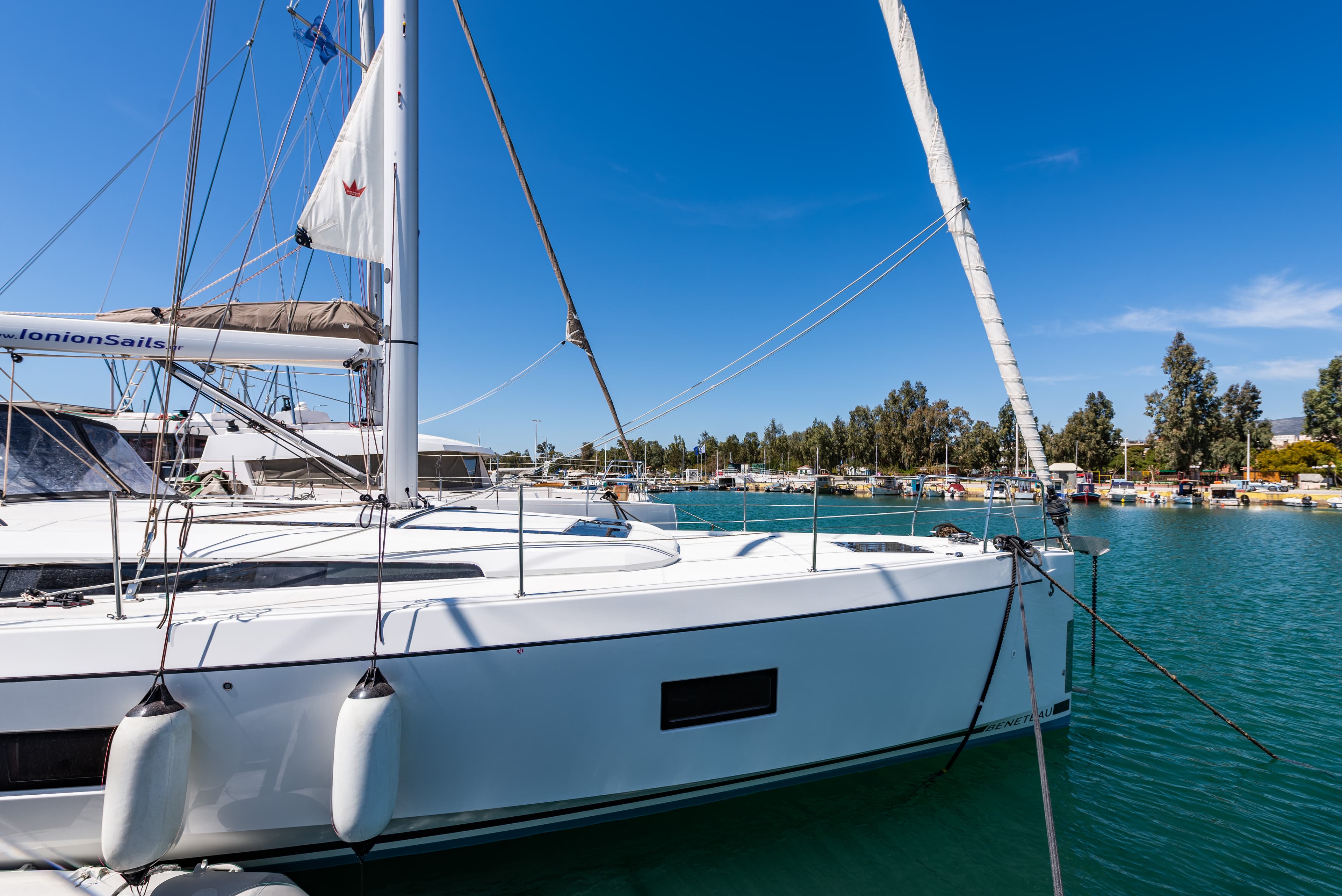 Oceanis 51.1 - photo 46