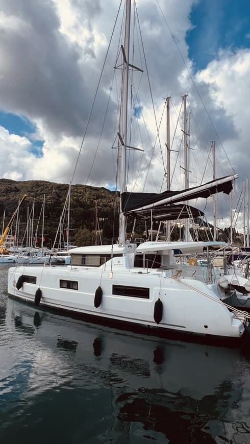 Lagoon 46  - photo 14