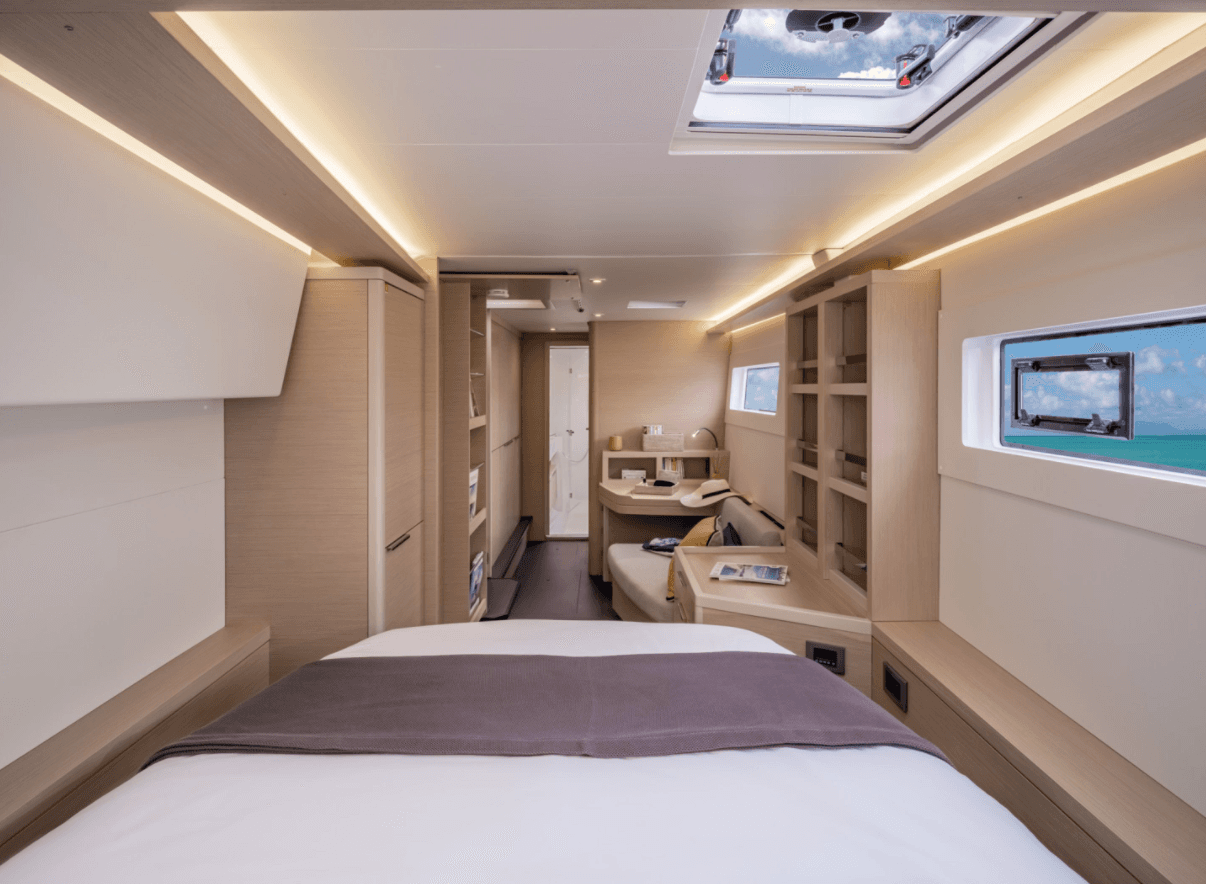 Lagoon 46  - photo 26