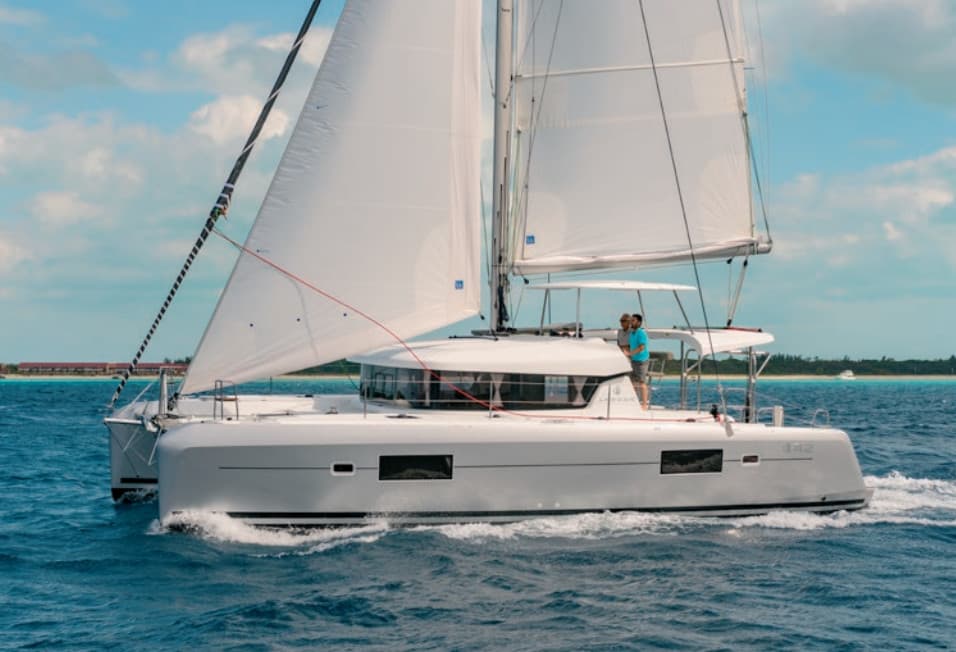 Lagoon 42 - photo 17