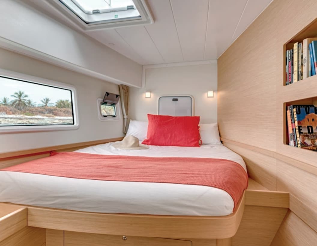 Lagoon 42 - photo 19