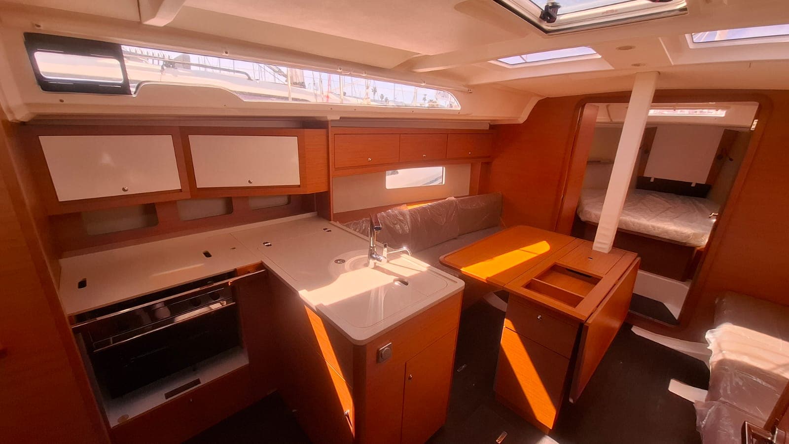 Dufour 37 - photo 10