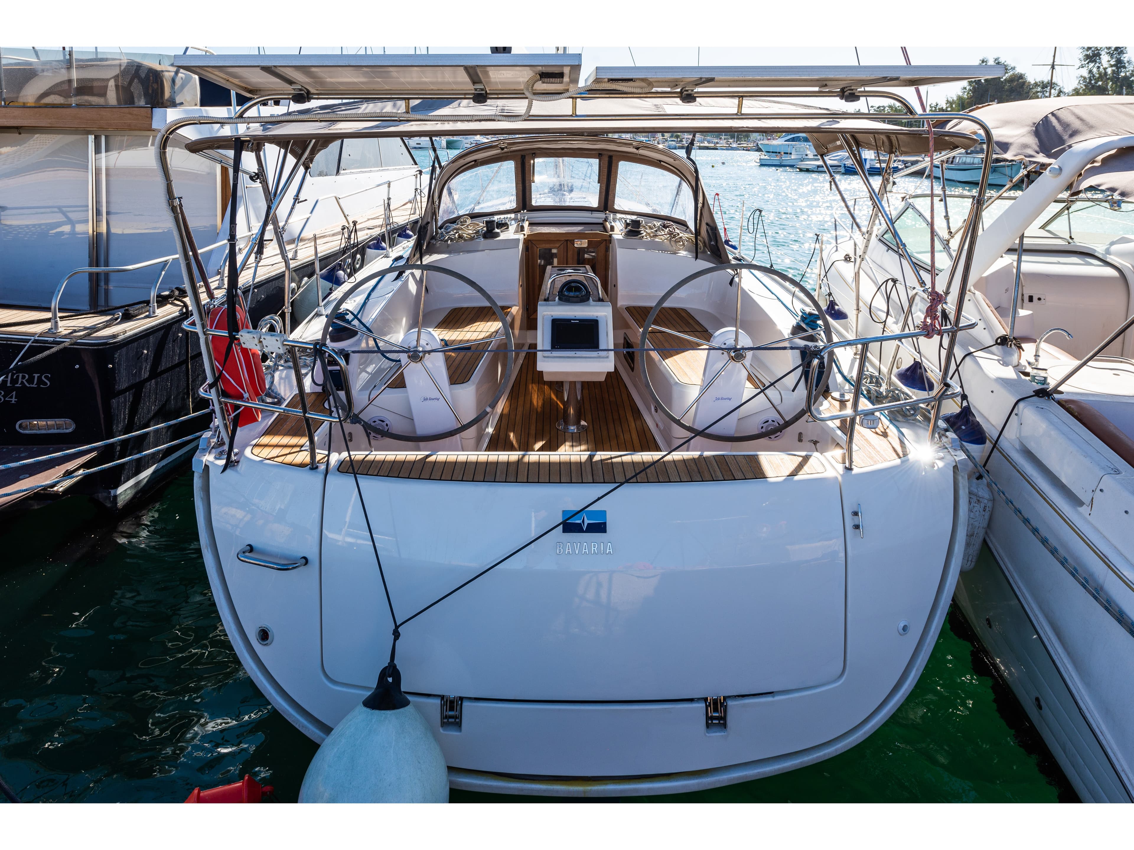 Bavaria 37 - photo