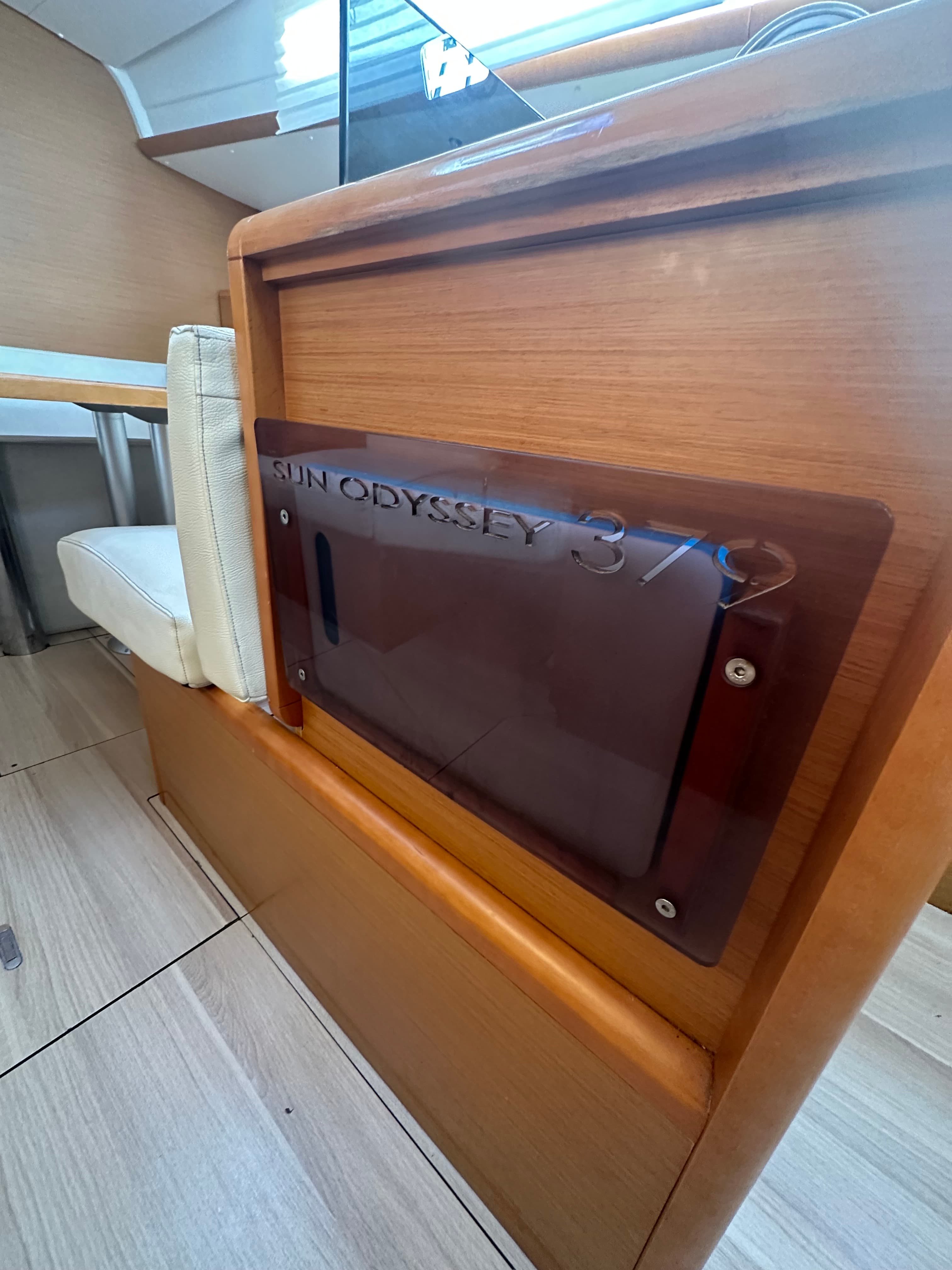 Sun Odyssey 379 - photo 7