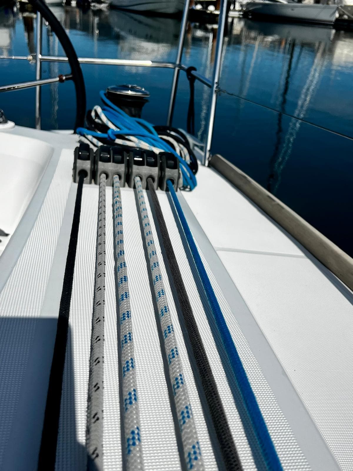 Sun Odyssey 349 - photo 10