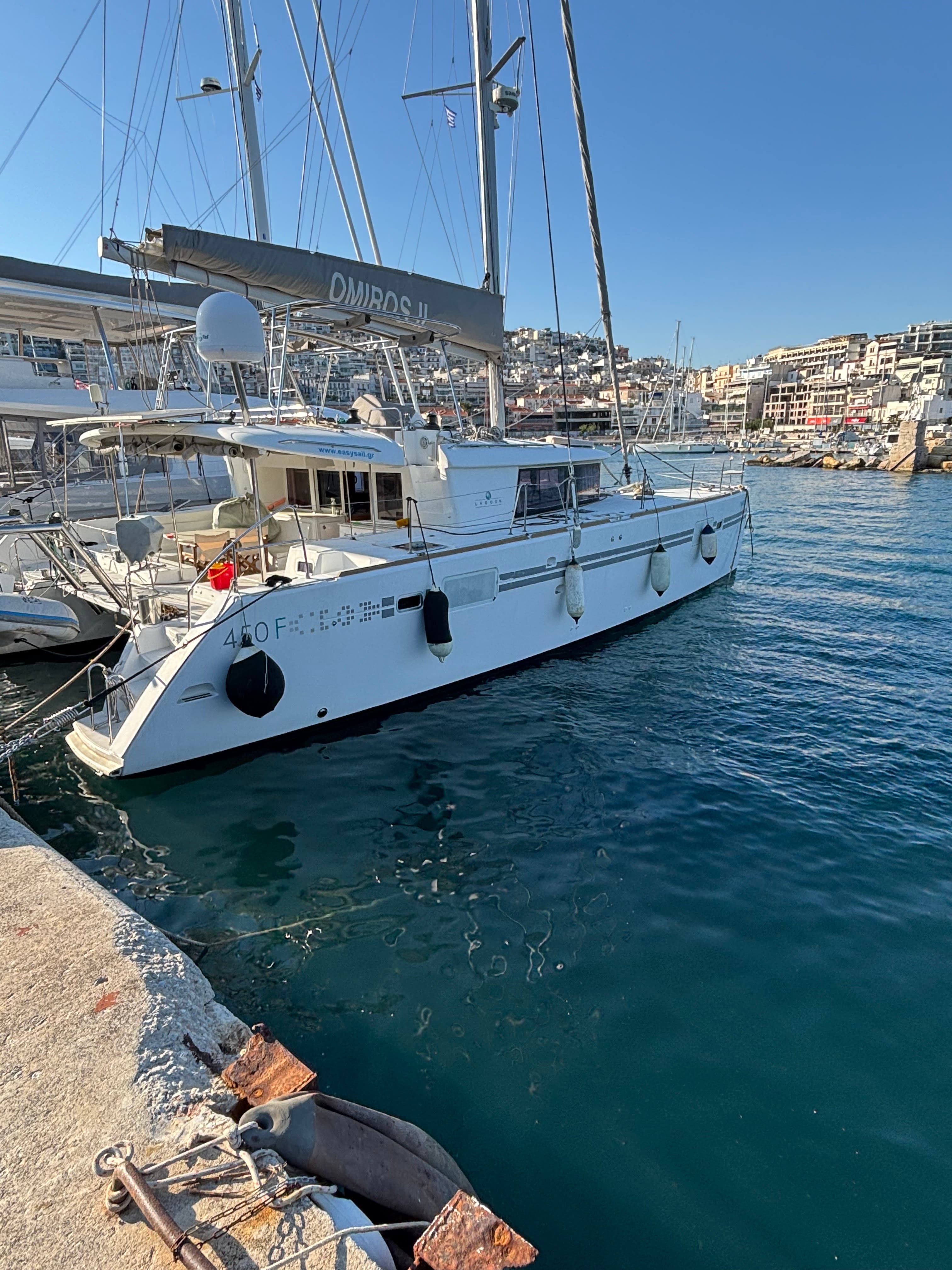 Lagoon 450 Fly - photo 4