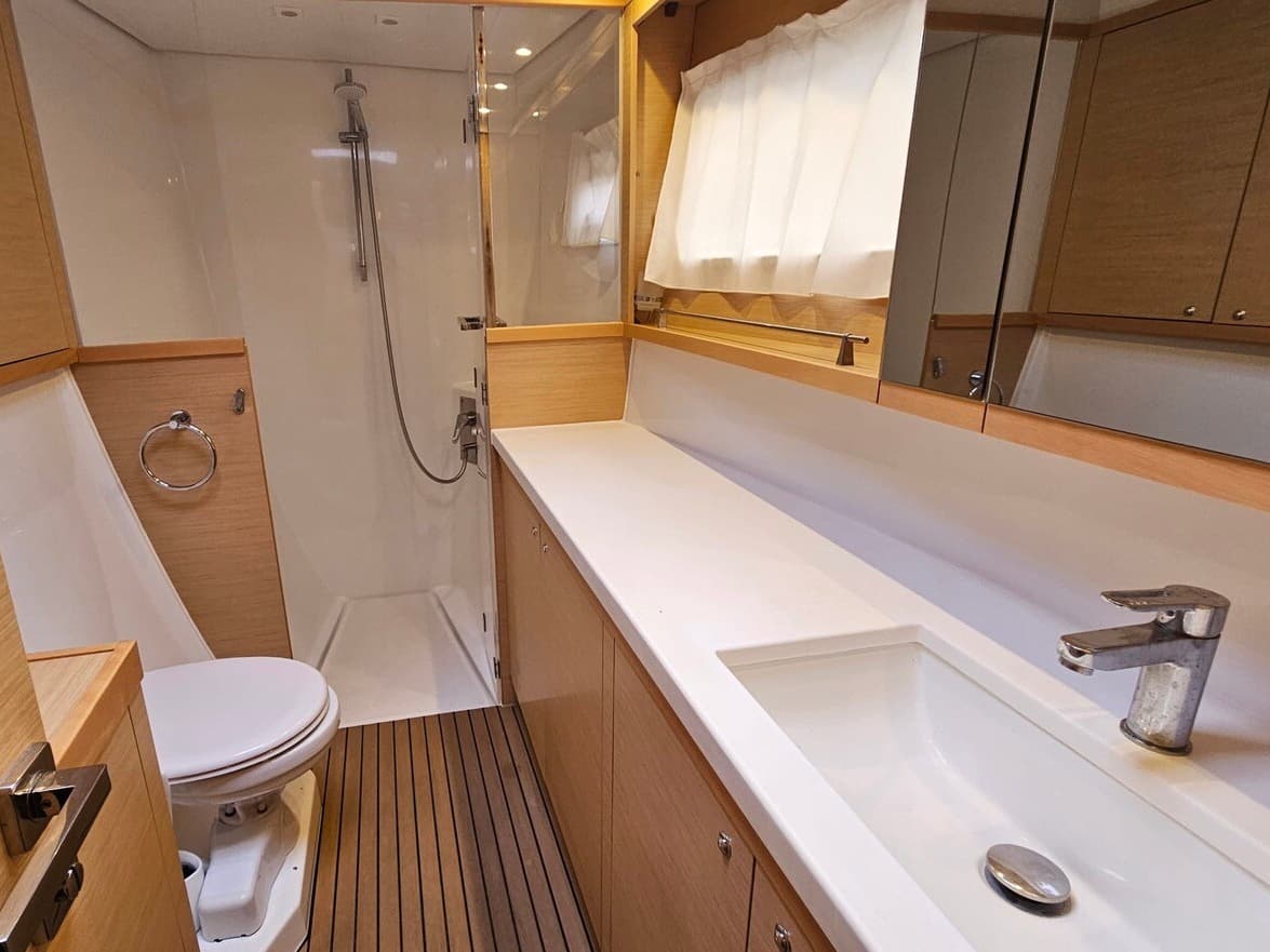 Lagoon 450 Sport - photo 6