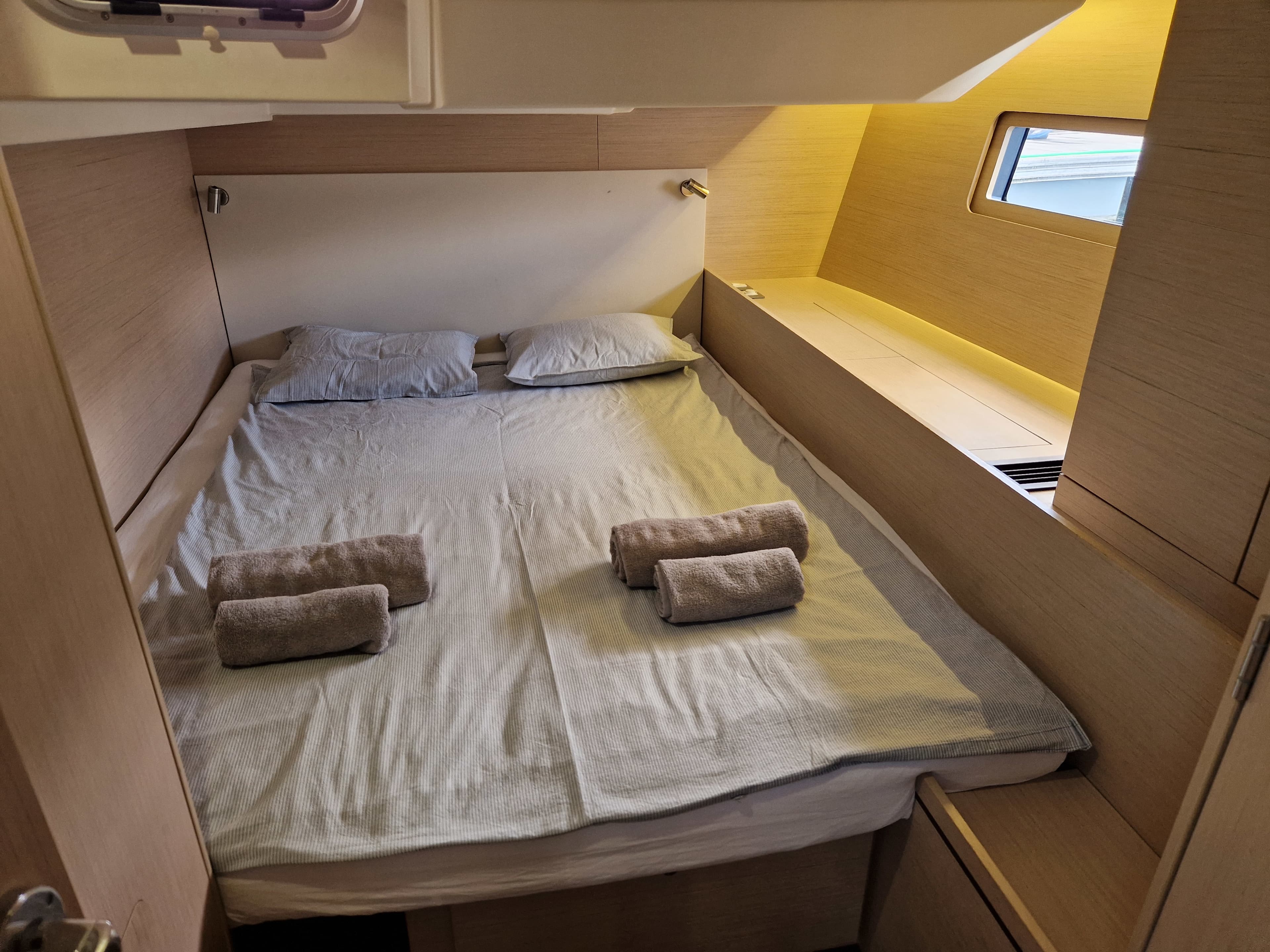 Oceanis 51.1 - photo 14