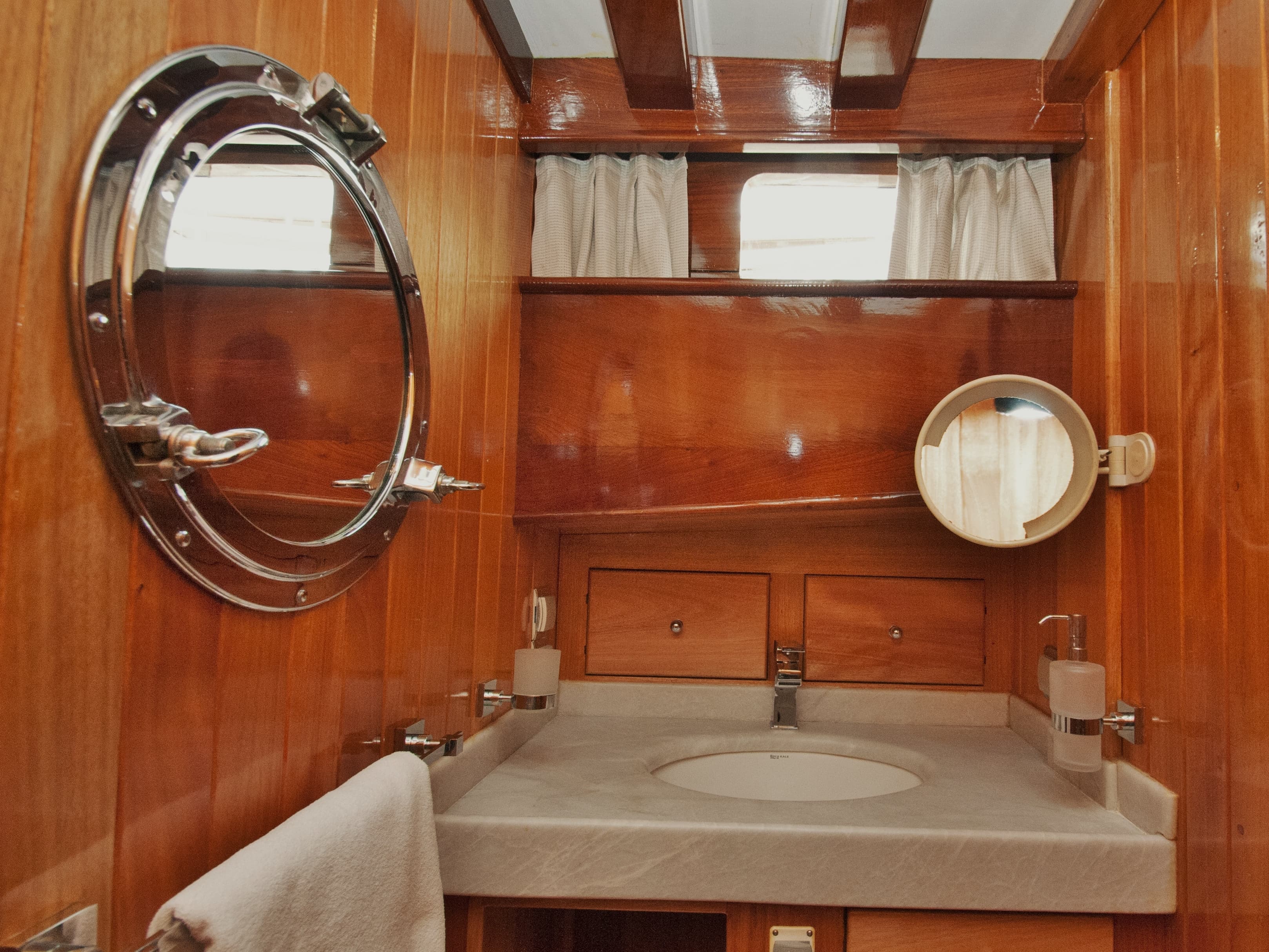 Luxury Sailing Yacht - photo 42