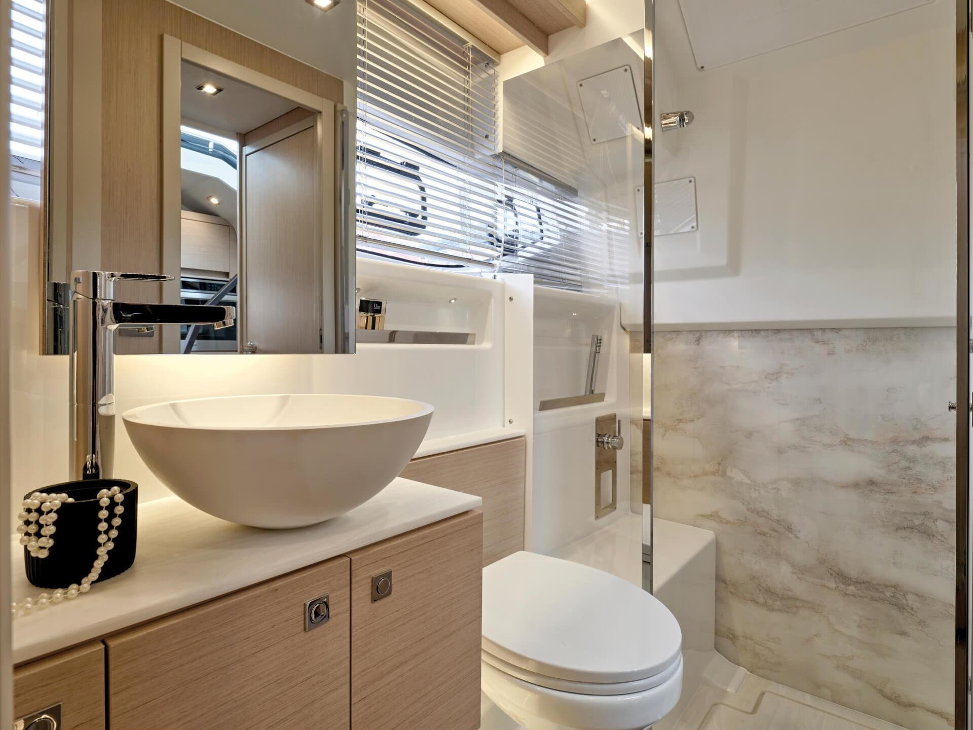 Jeanneau DB/43IB - photo 5