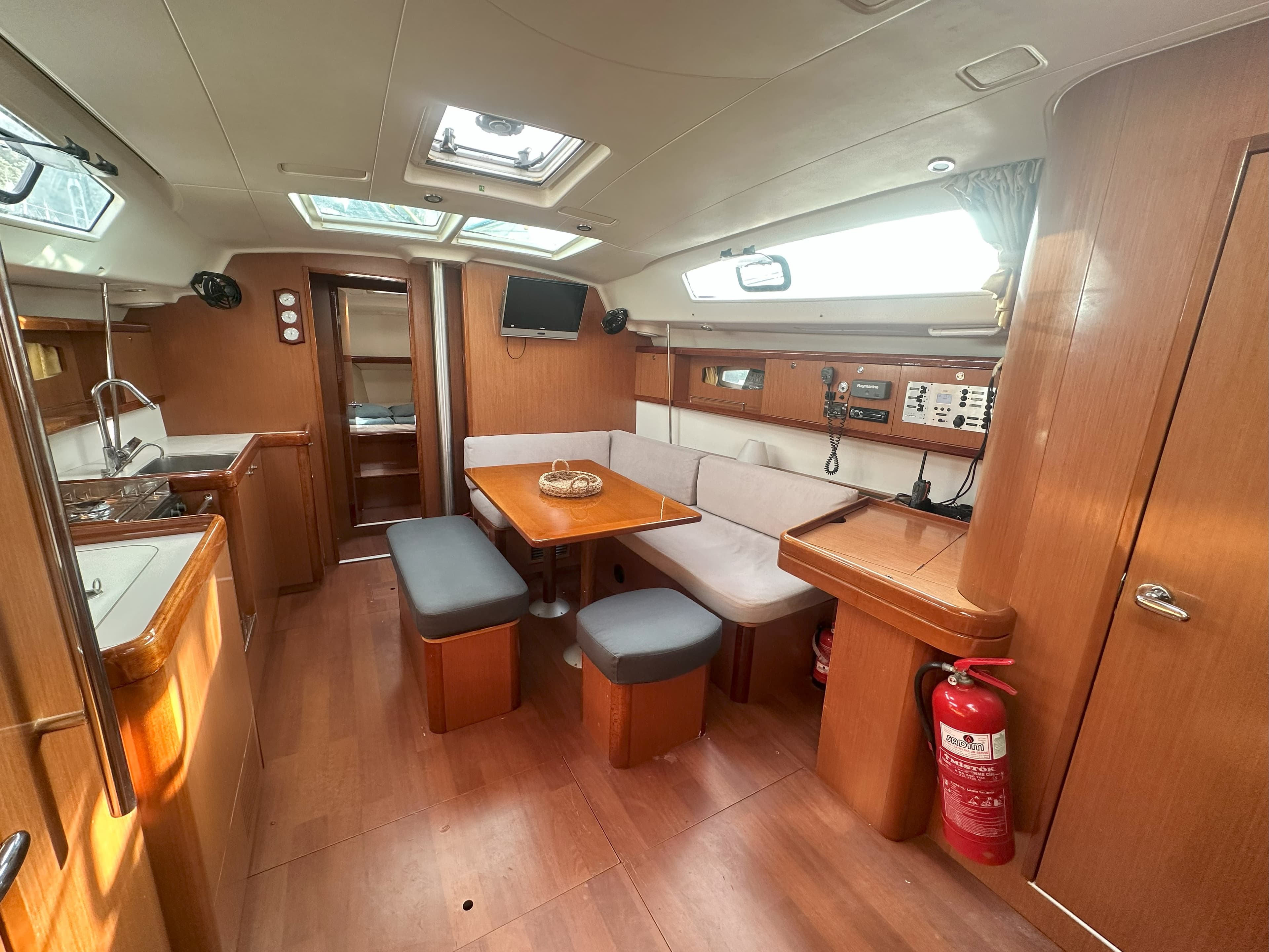 Oceanis 43 - photo 7