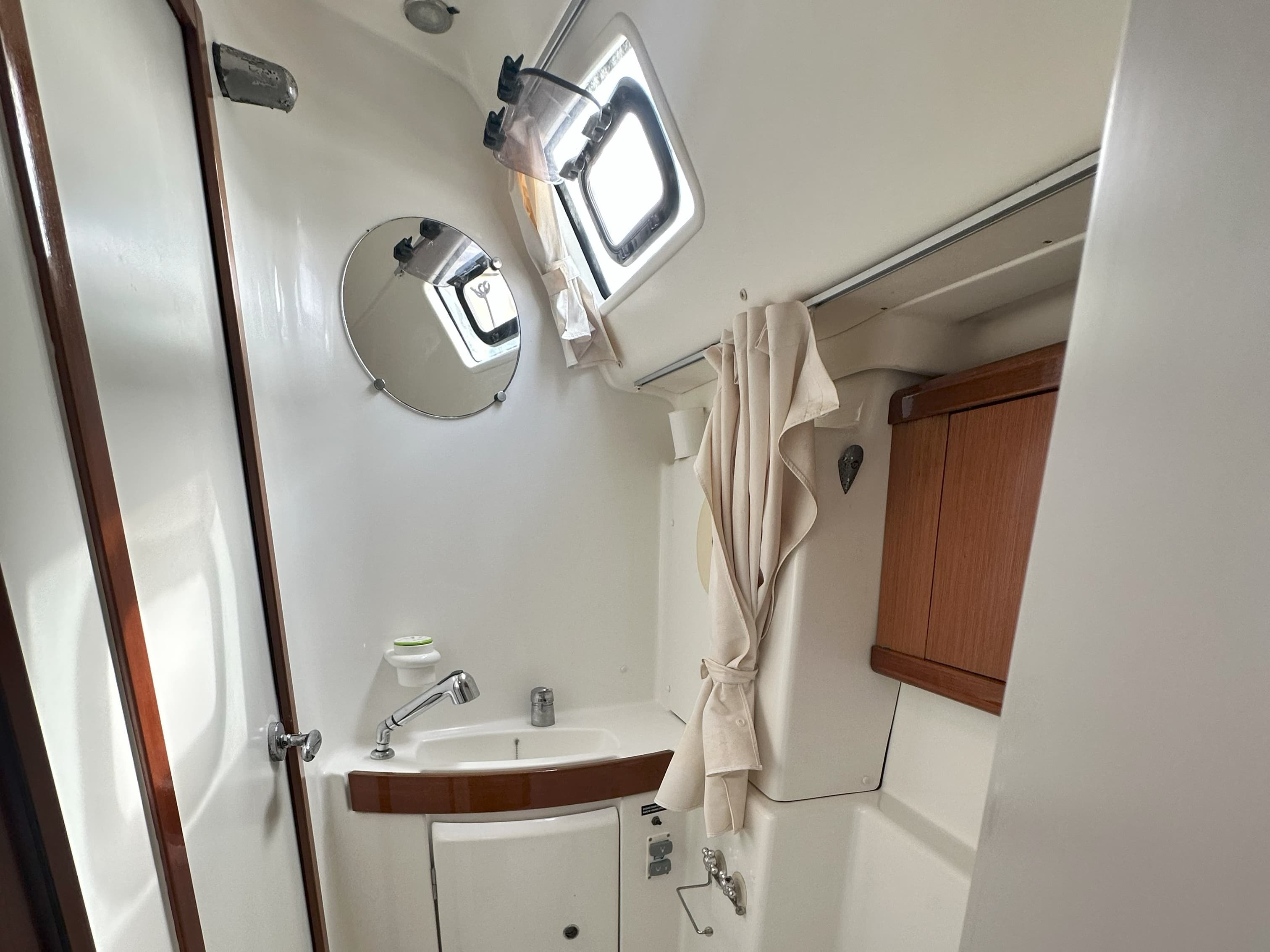 Oceanis 43 - photo 21