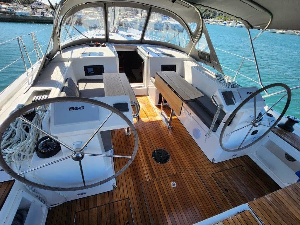 Bavaria C45 Style - photo 4