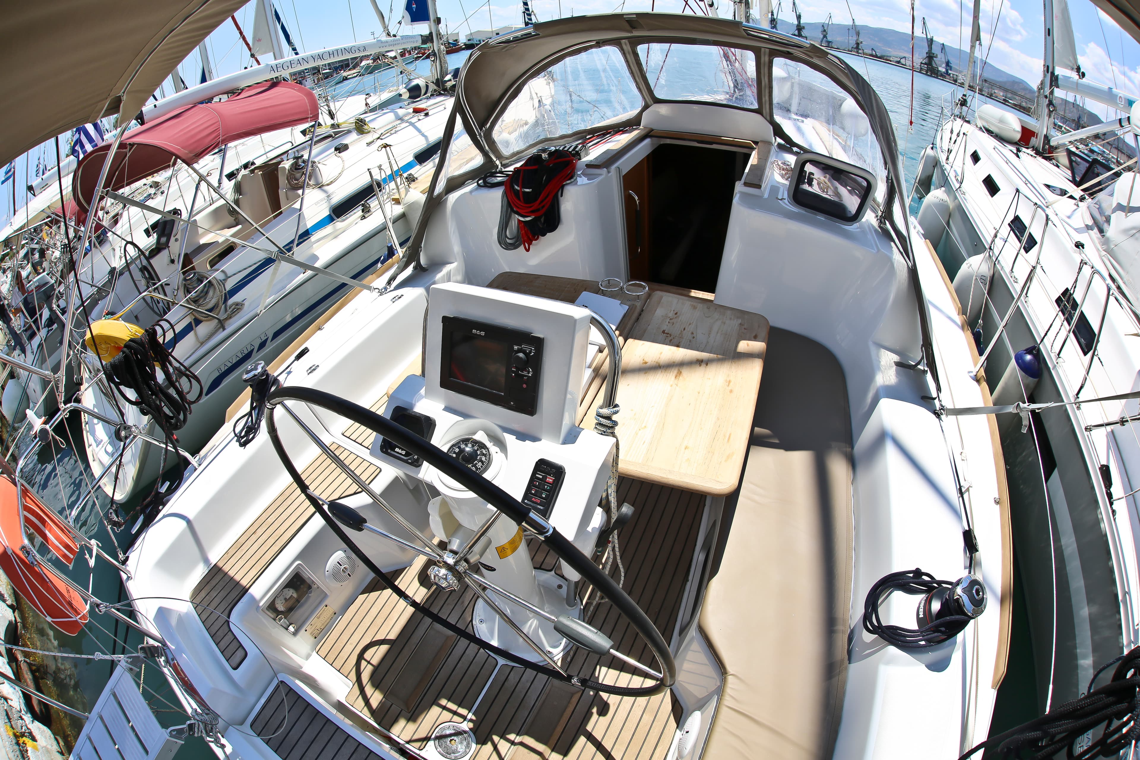 Sun Odyssey 33i - photo 9