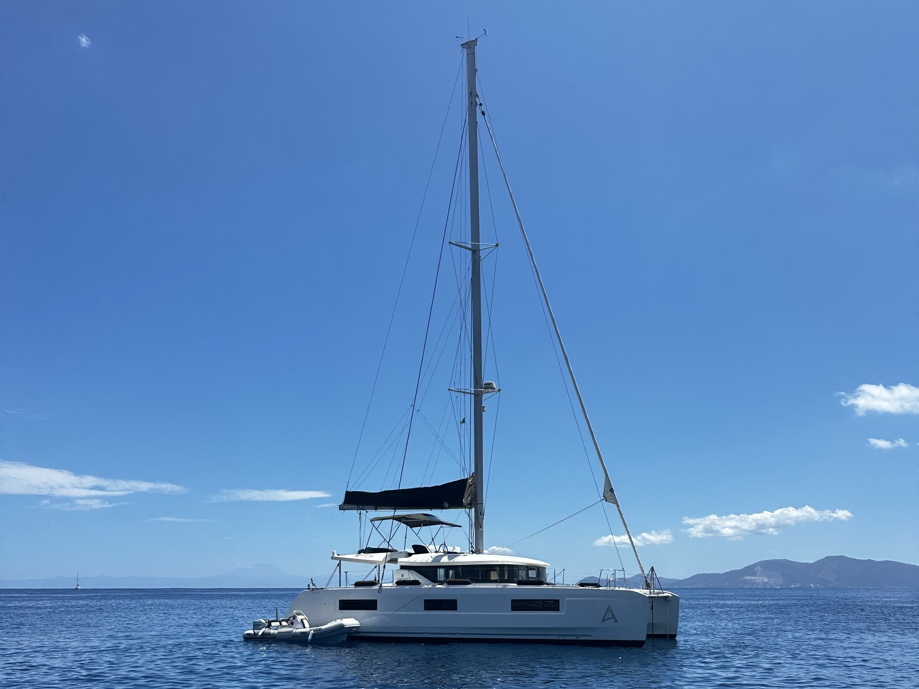 Lagoon 46  - photo 8