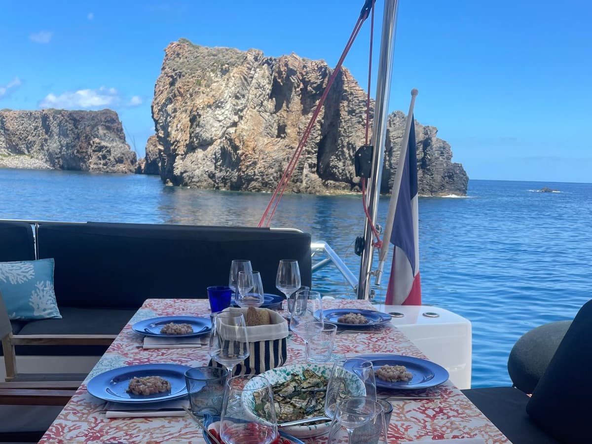 Lagoon 46  - photo 10