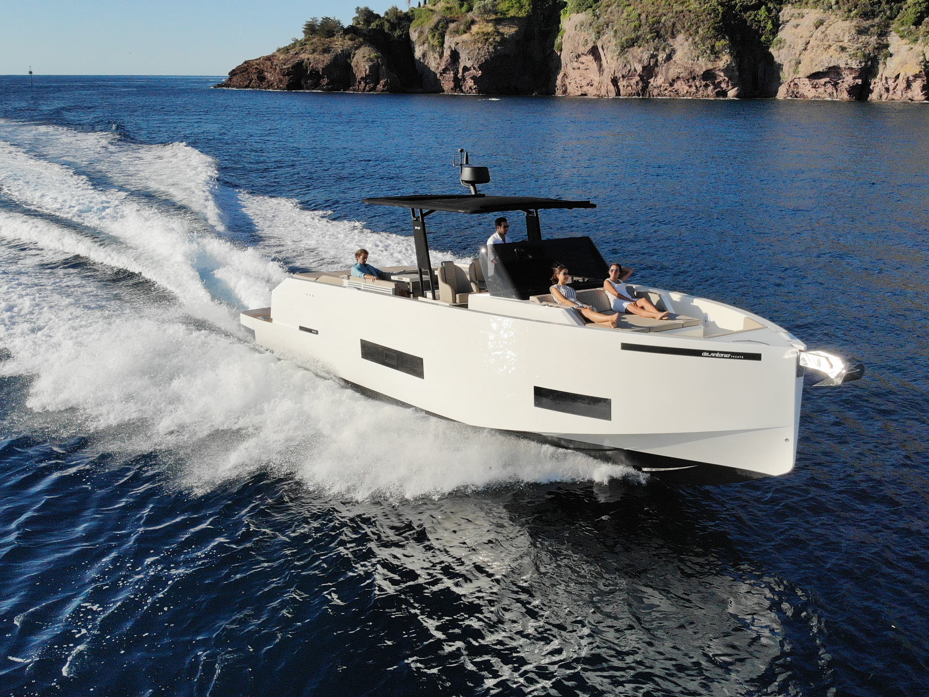 De Antonio D42 - photo