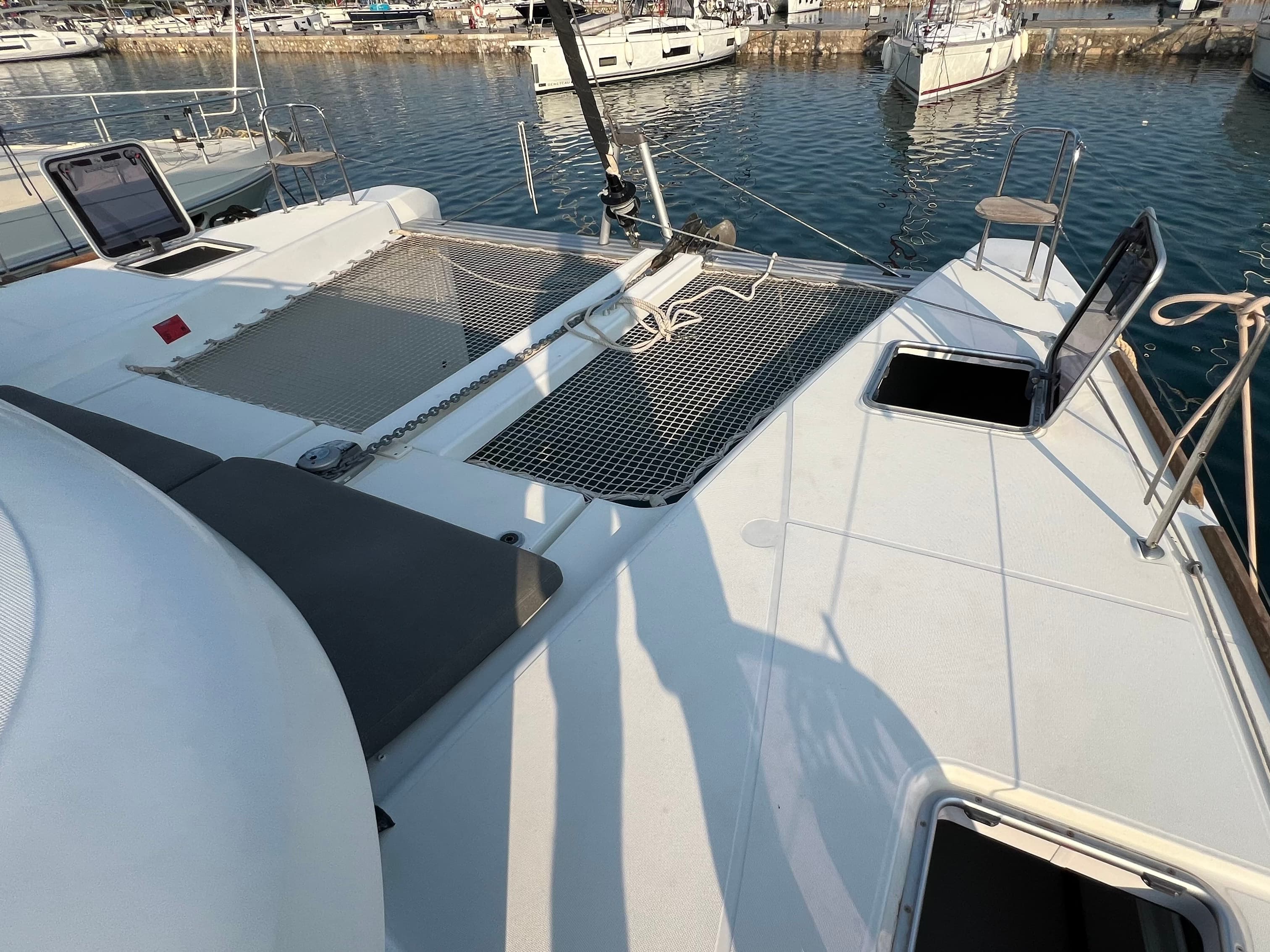 Lagoon 40 - photo 14