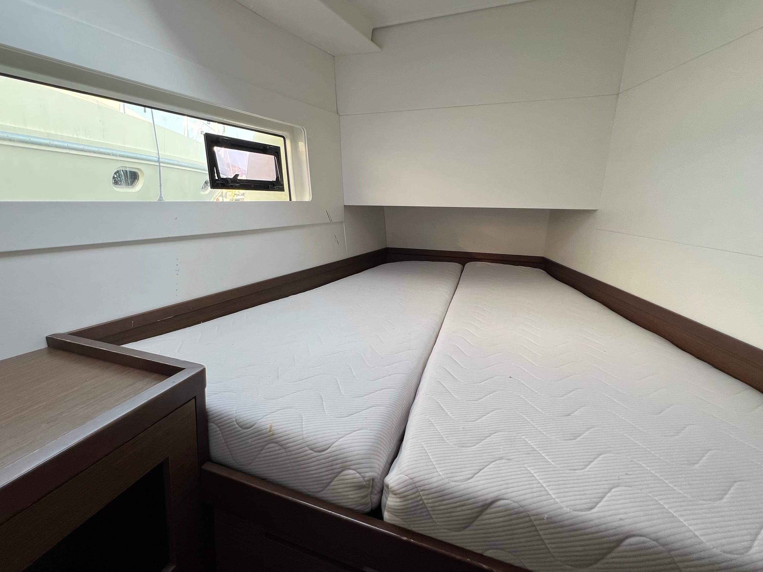 Lagoon 40 - photo 12