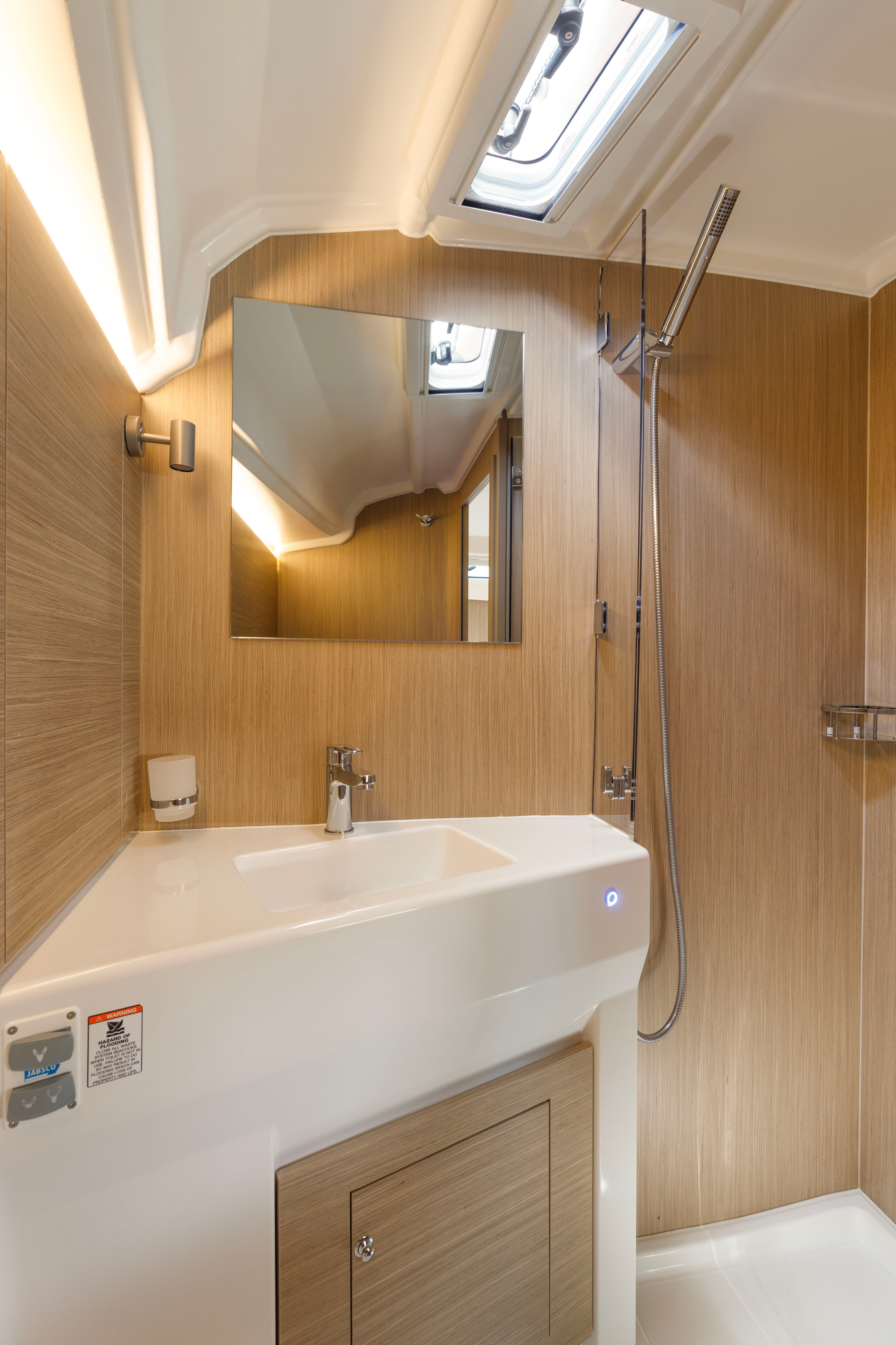 Oceanis 40.1 - photo 18