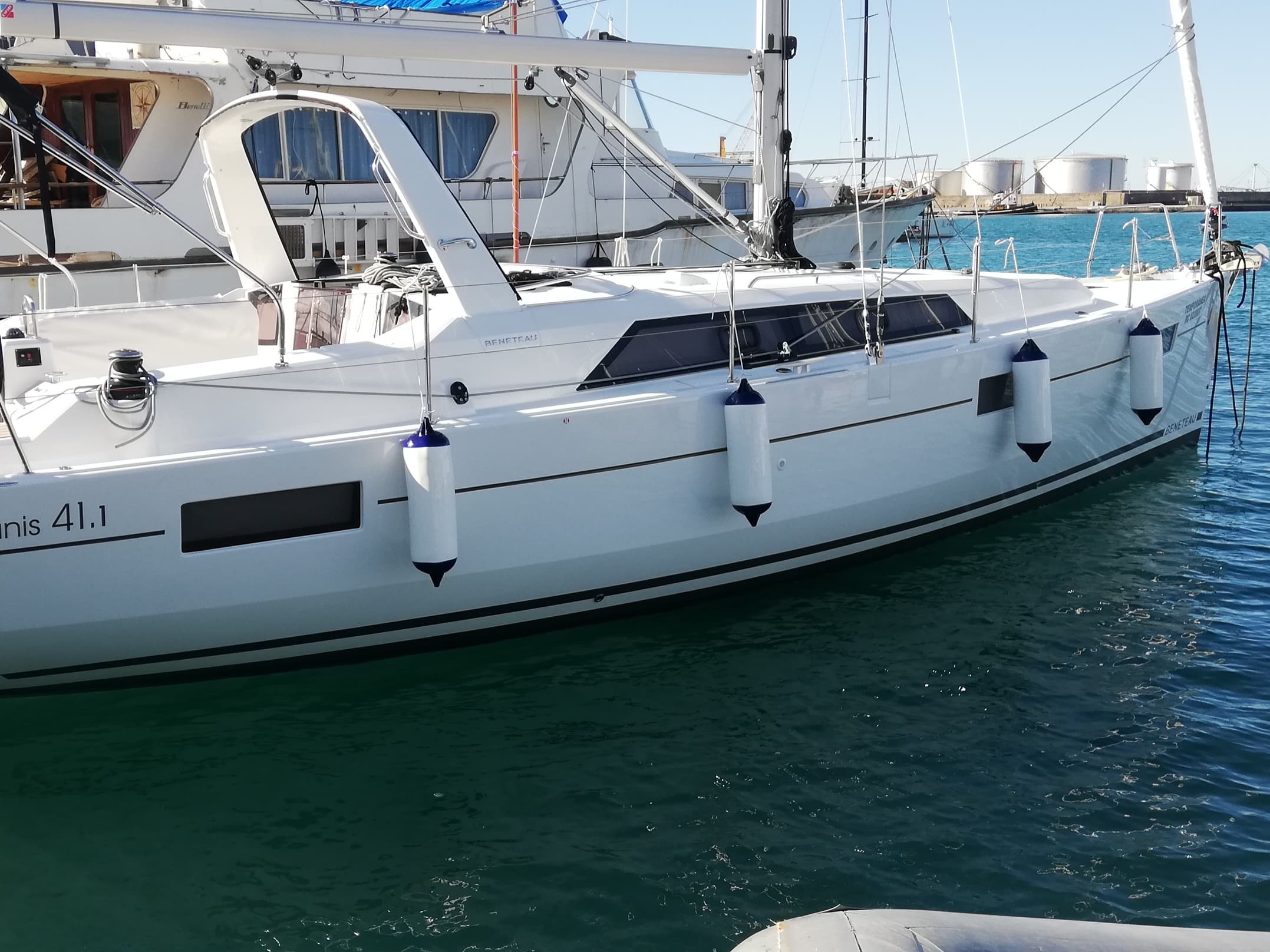 Oceanis 41.1 - photo