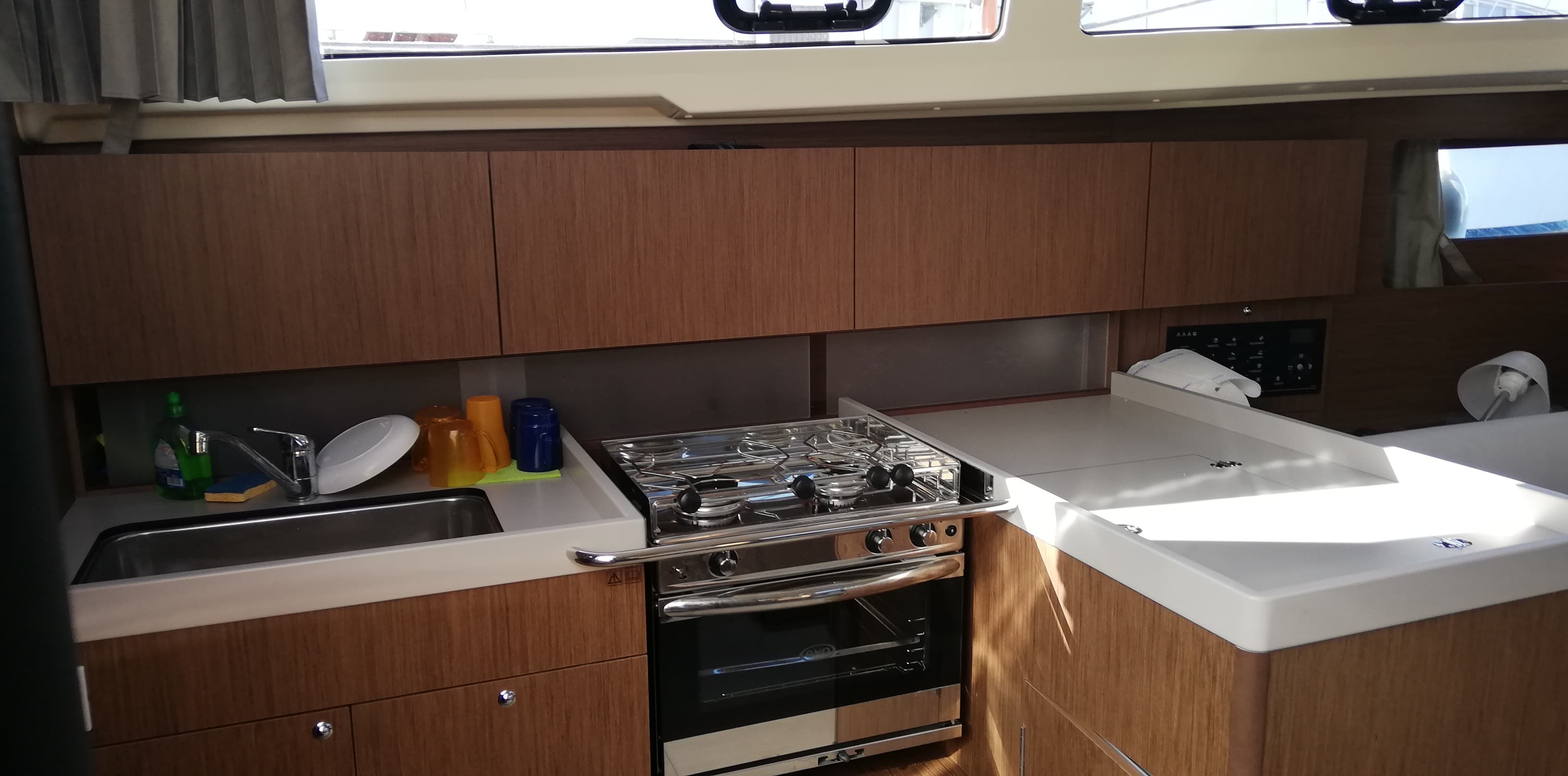 Oceanis 41.1 - photo 6