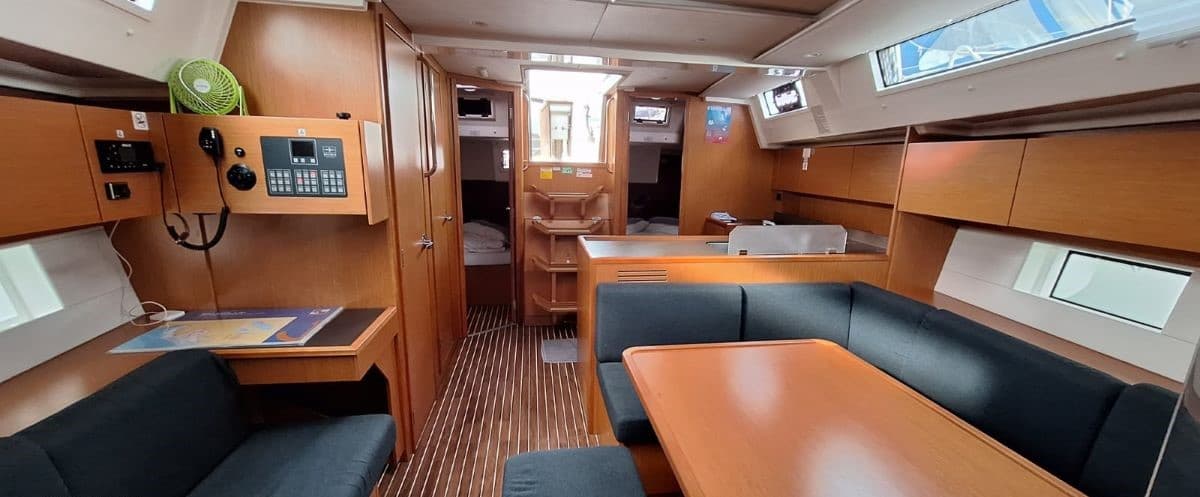 Bavaria C45 - photo 13