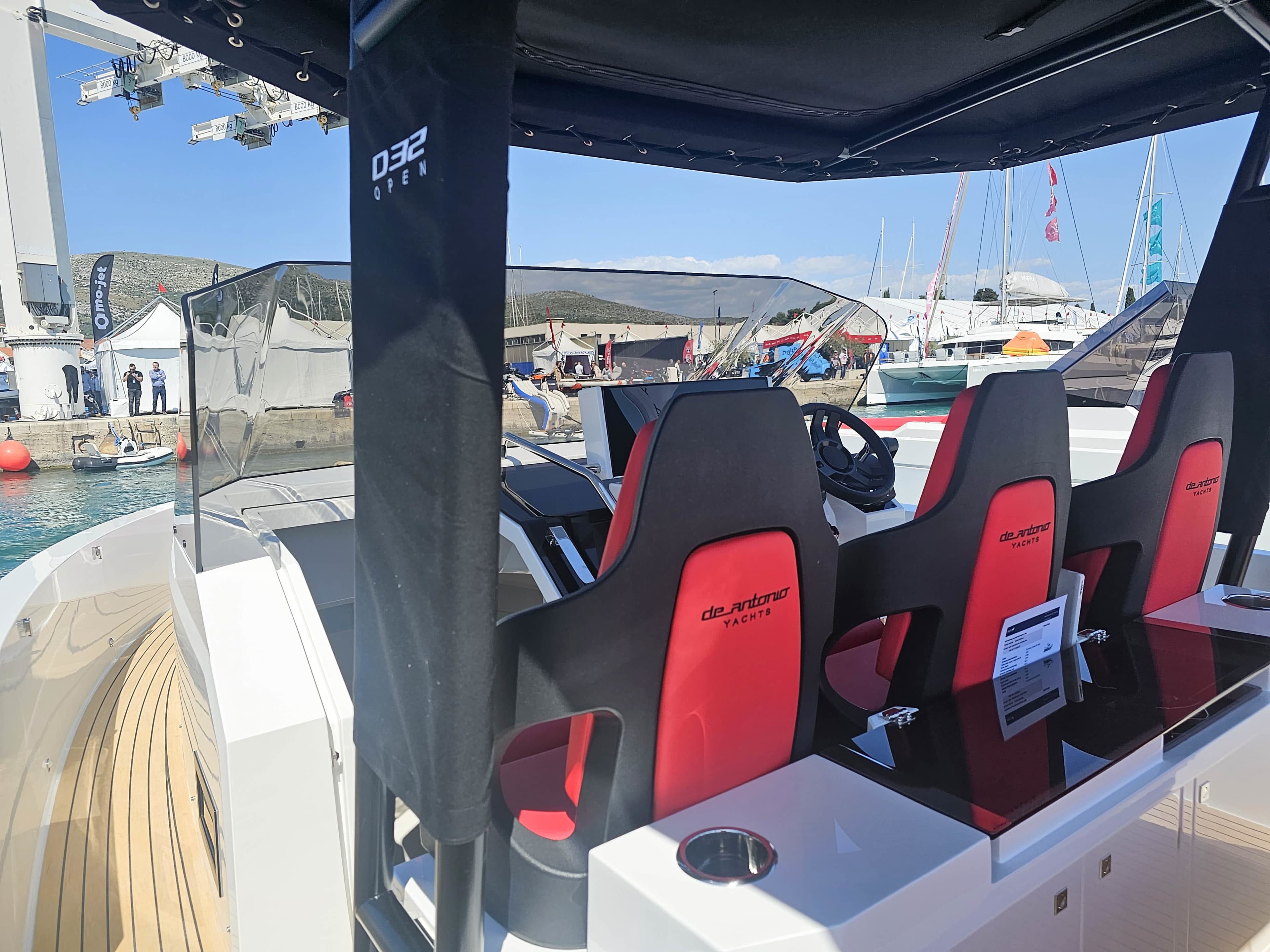 De Antonio D32 - photo 11