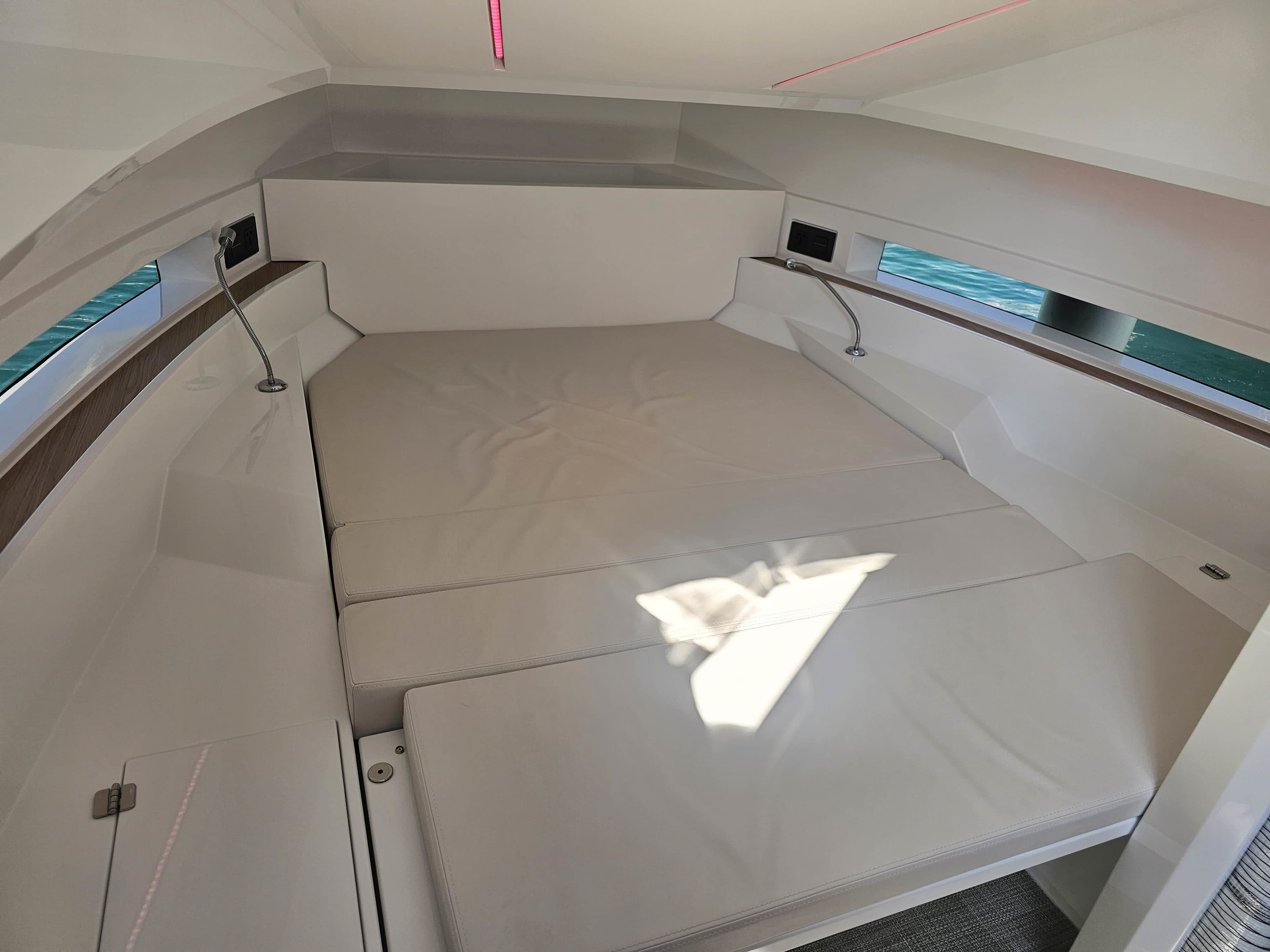 De Antonio D32 - photo 6