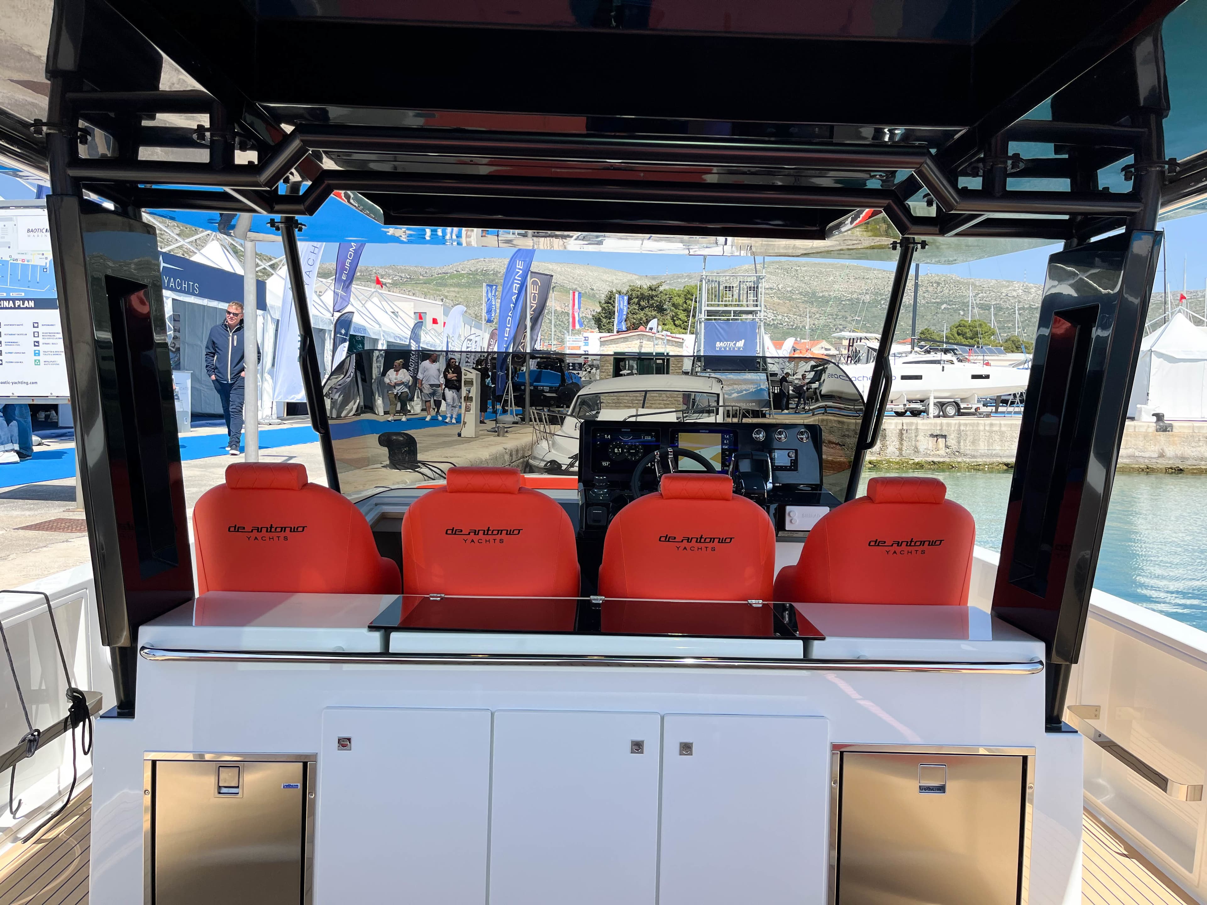 De Antonio D42 - photo 17