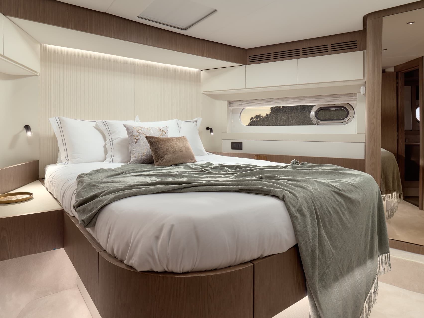 Azimut Magellano 66 - photo 21