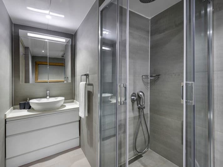 Motoryacht - photo 11