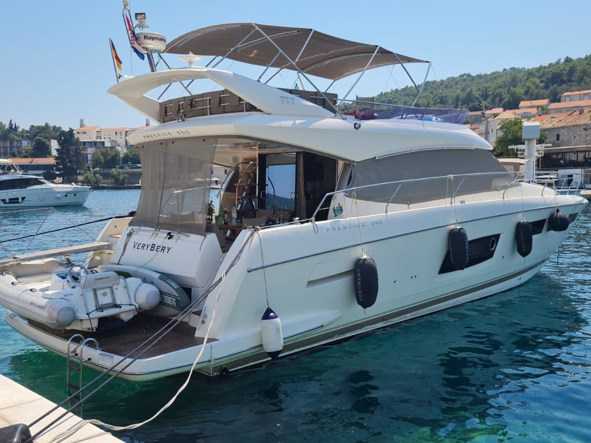 Prestige 550 Fly - photo 29