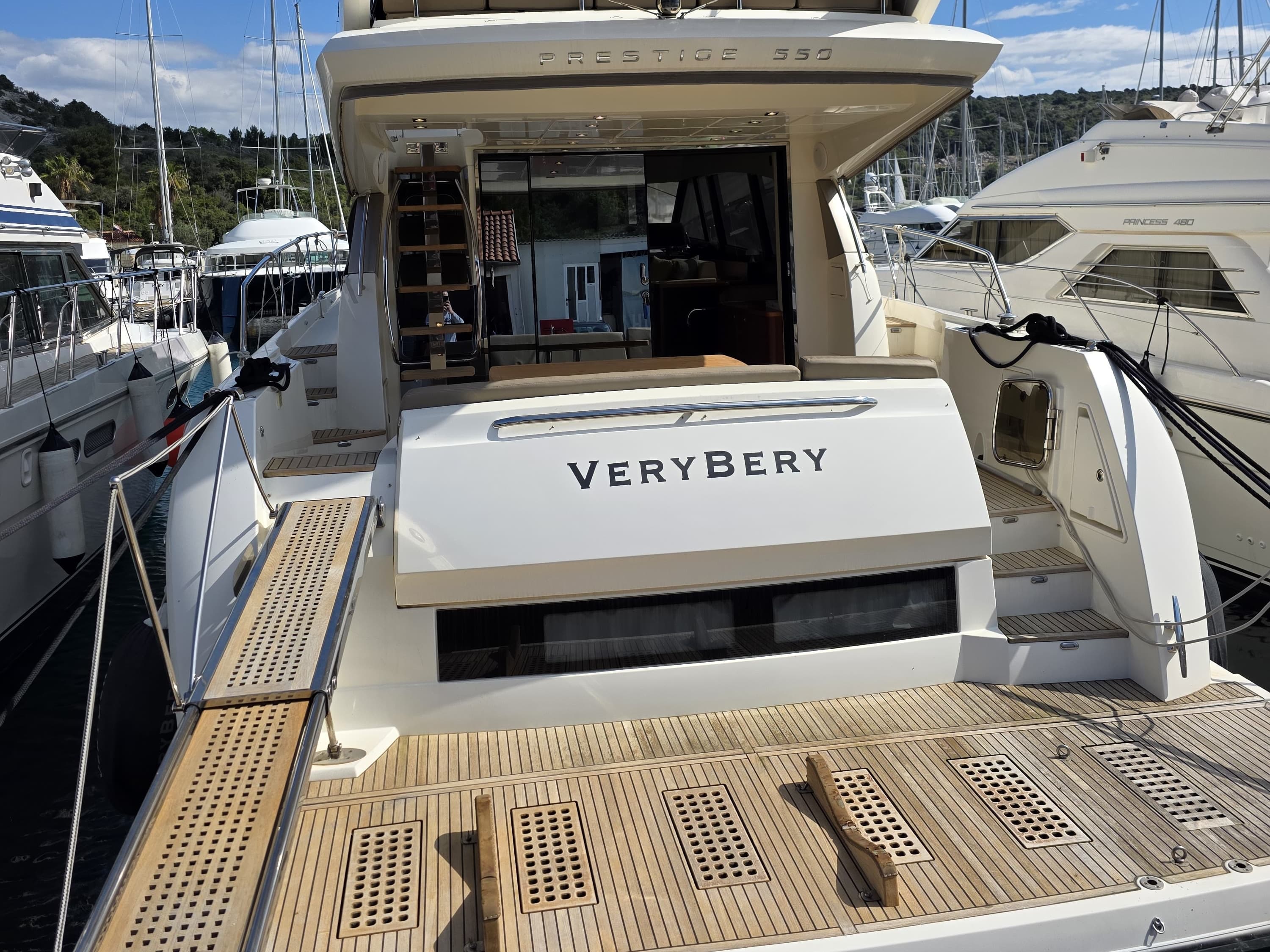 Prestige 550 Fly - photo 23