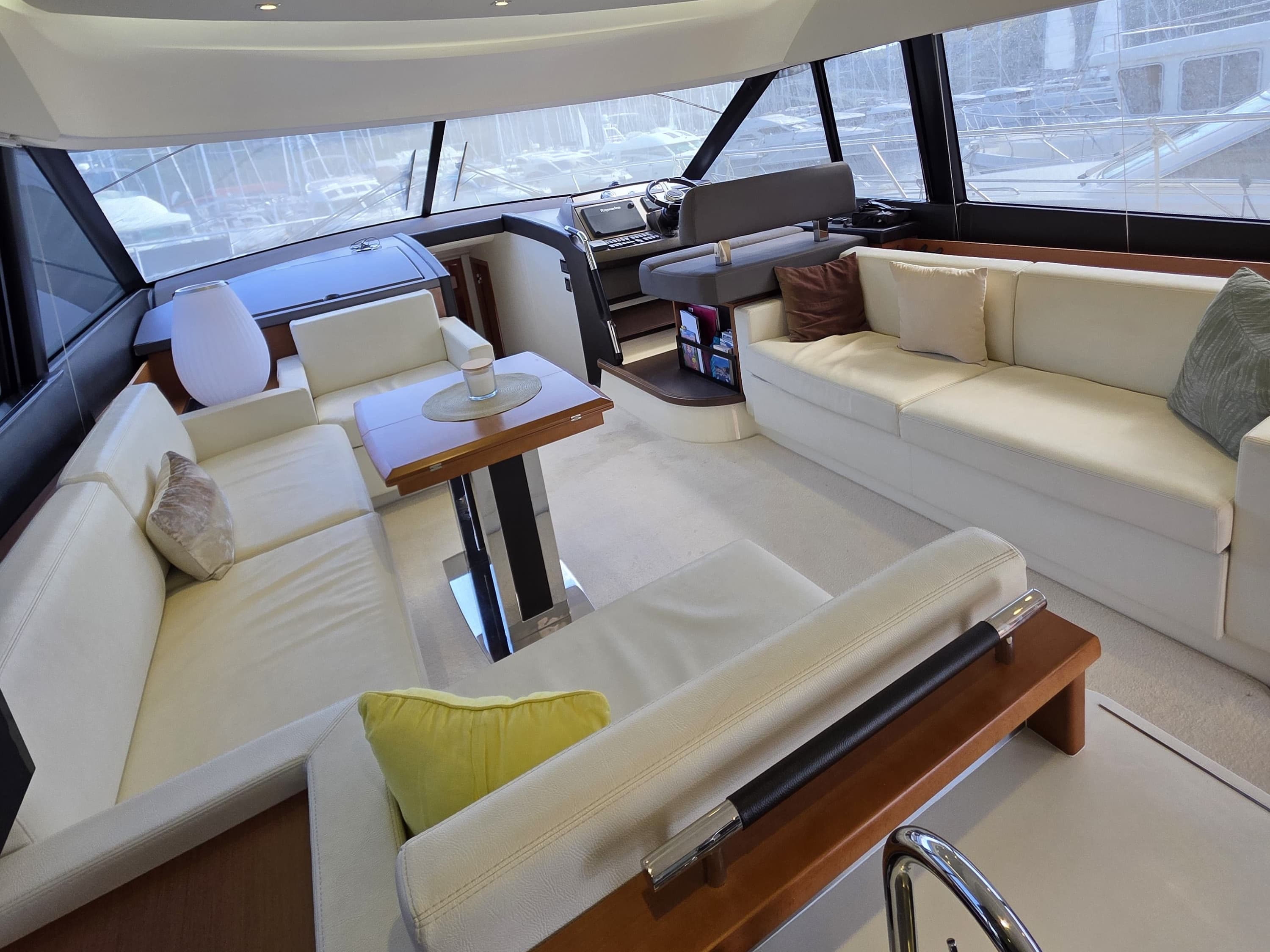 Prestige 550 Fly - photo 32