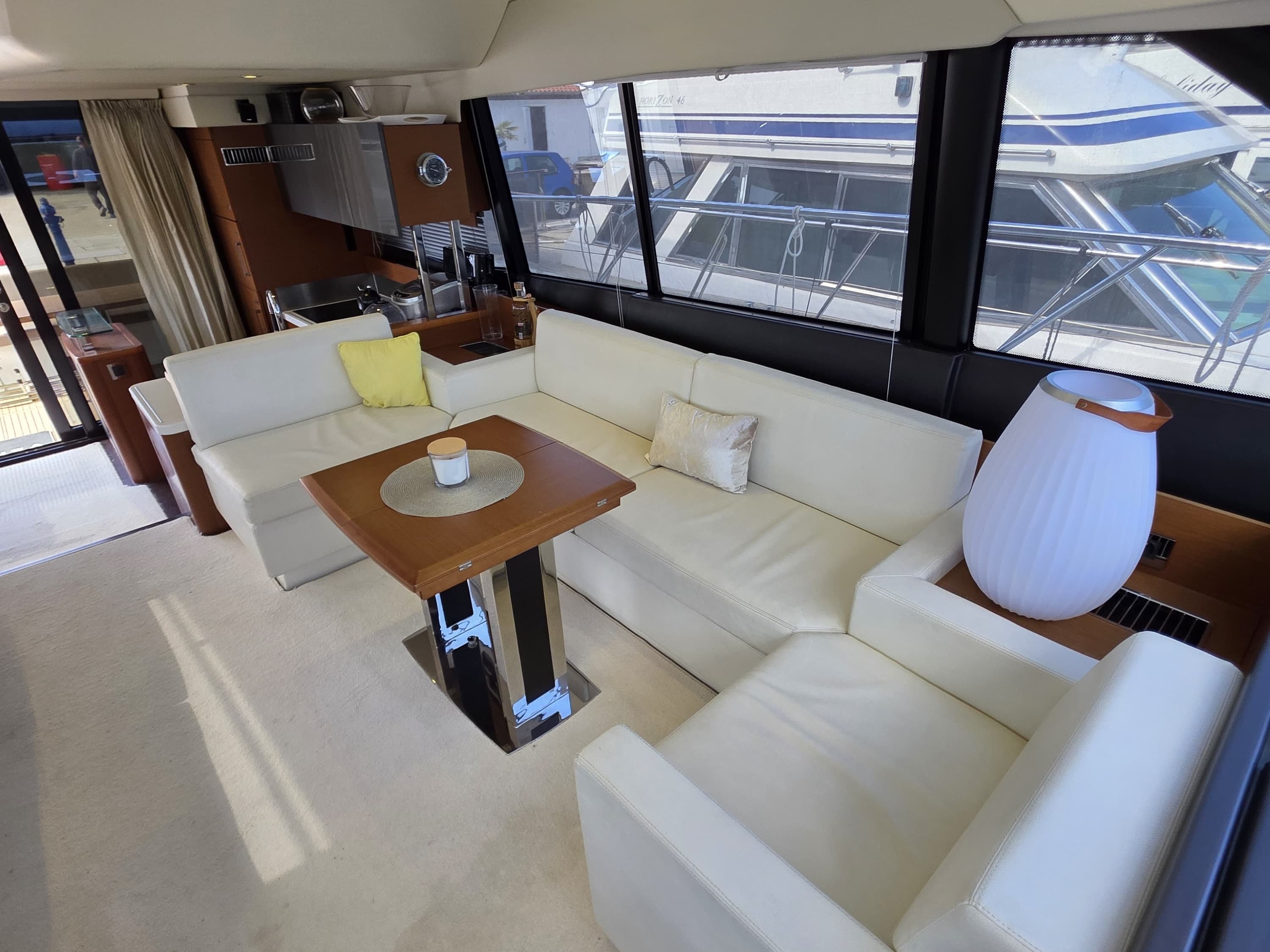 Prestige 550 Fly - photo 33
