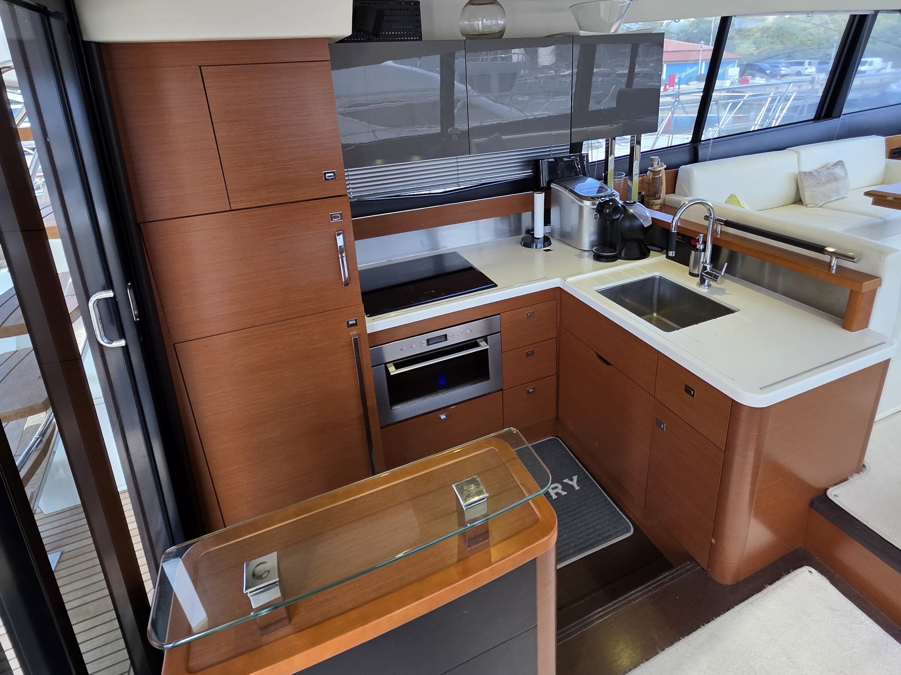 Prestige 550 Fly - photo 4