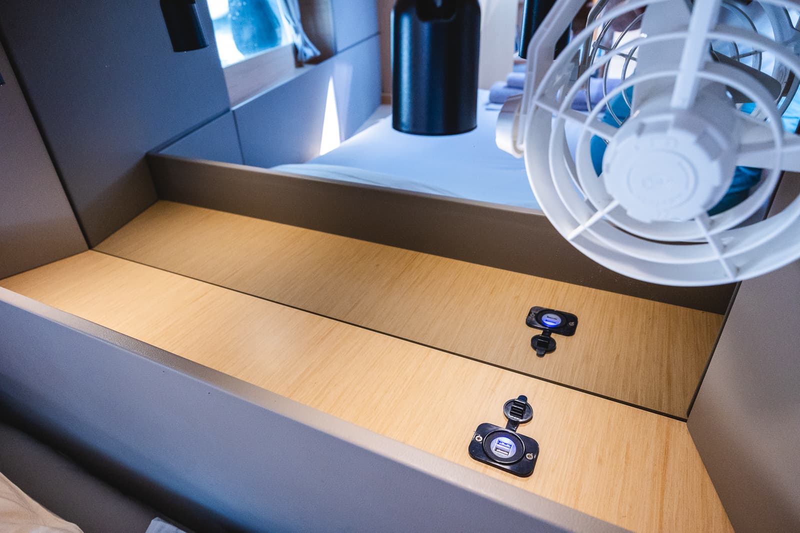 Oceanis 38.1 - photo 5