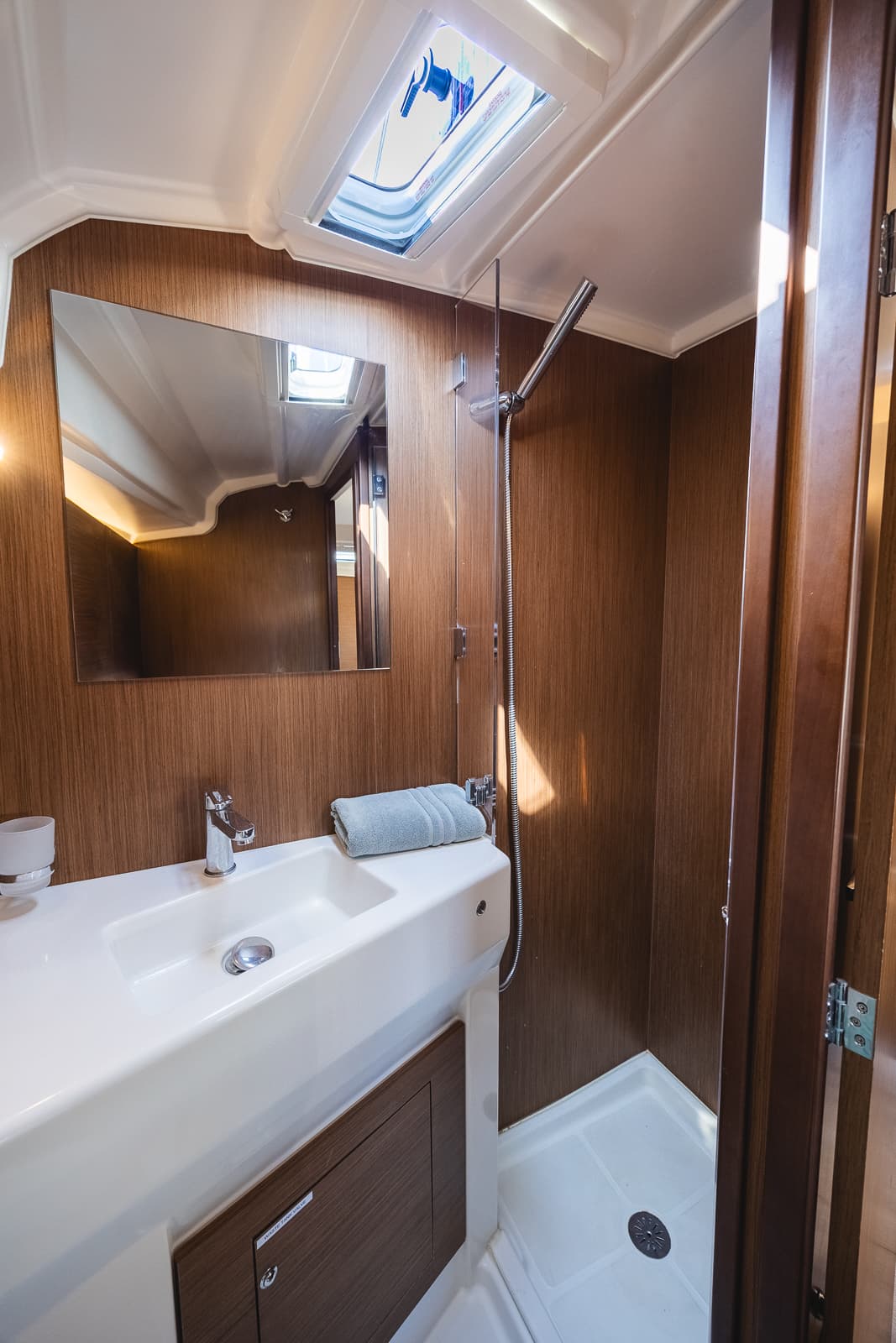 Oceanis 40.1 - photo 13