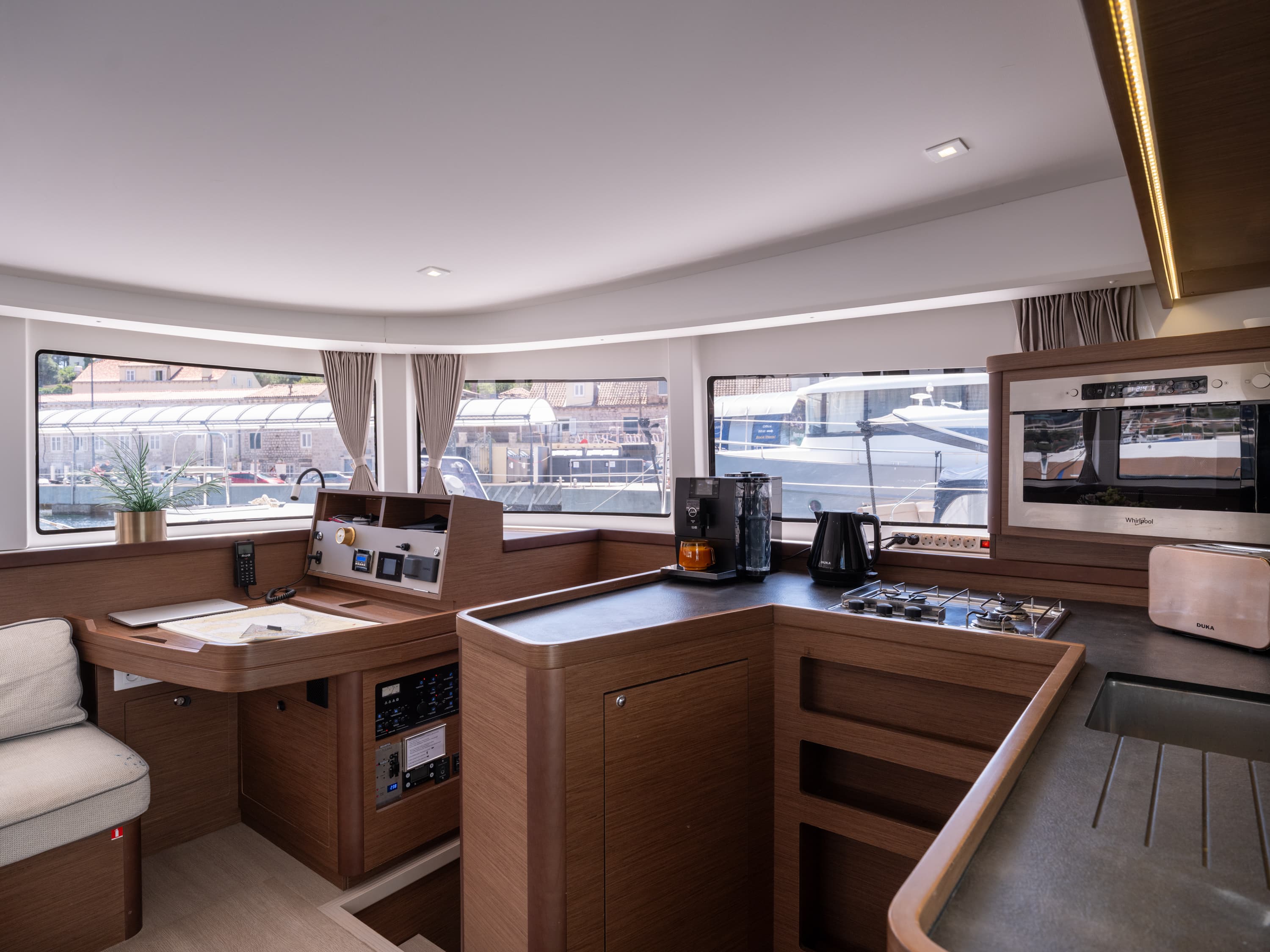 Lagoon 42 - photo 24