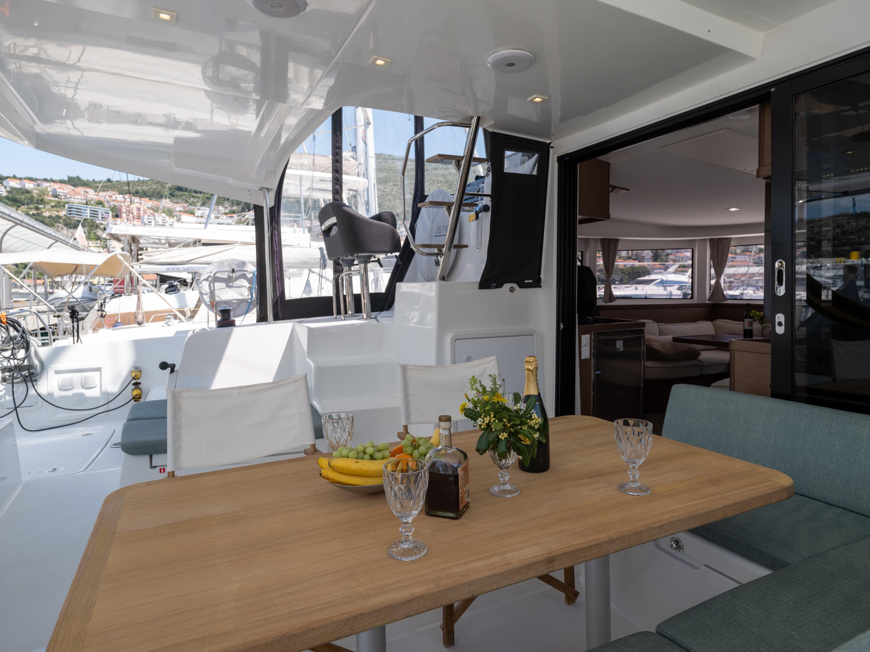 Lagoon 42 - photo 40