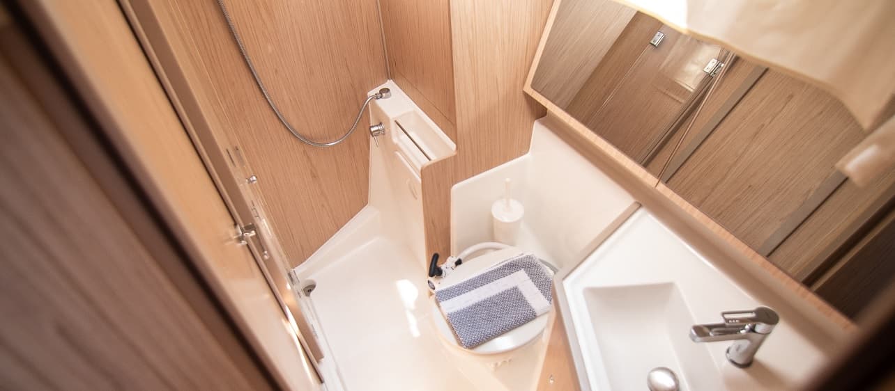 Oceanis 41.1 - photo 6