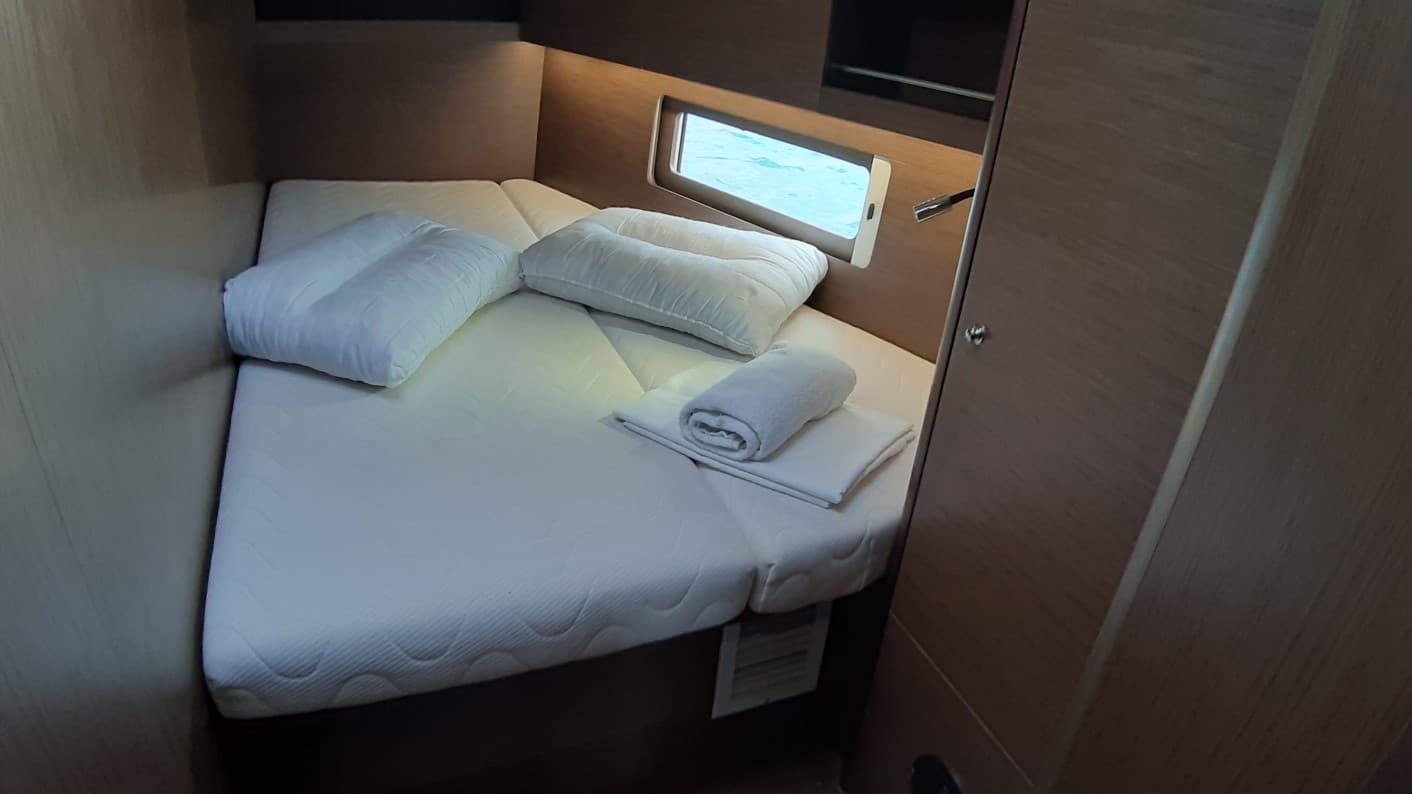 Oceanis 46.1 - photo 8